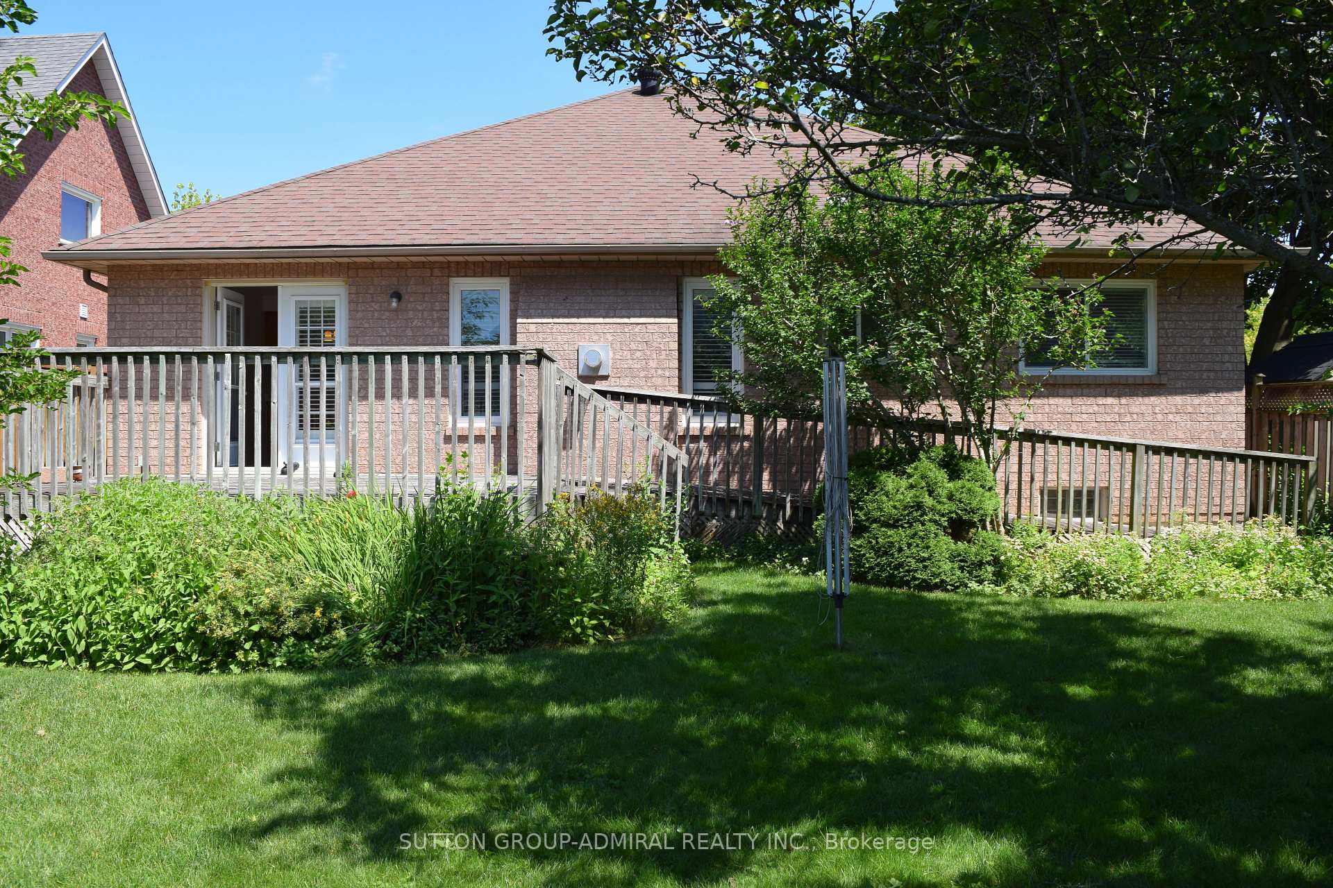 Photo 46 of 51 Daines Drive, Whitby, Rolling Acres — HOMEH