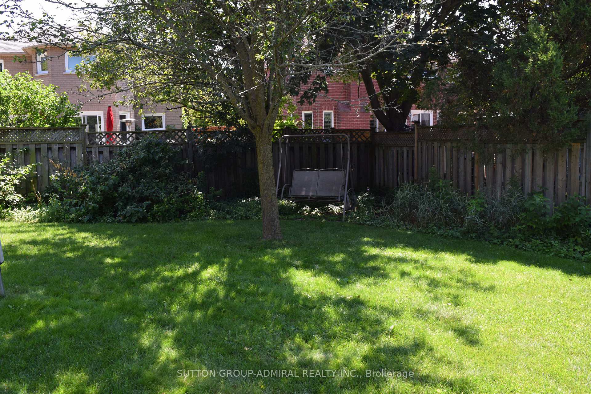 Photo 47 of 51 Daines Drive, Whitby, Rolling Acres — HOMEH