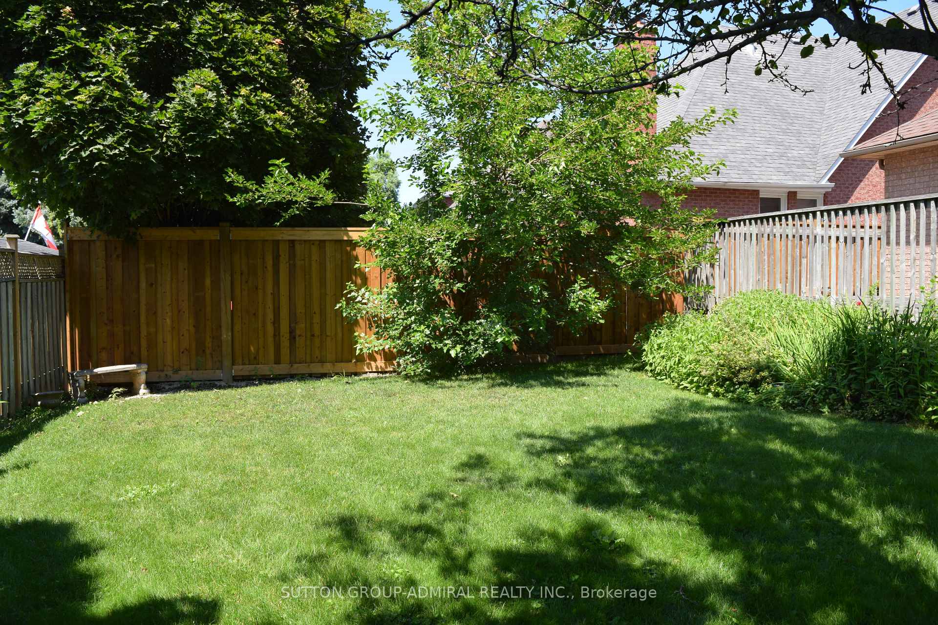 Photo 48 of 51 Daines Drive, Whitby, Rolling Acres — HOMEH