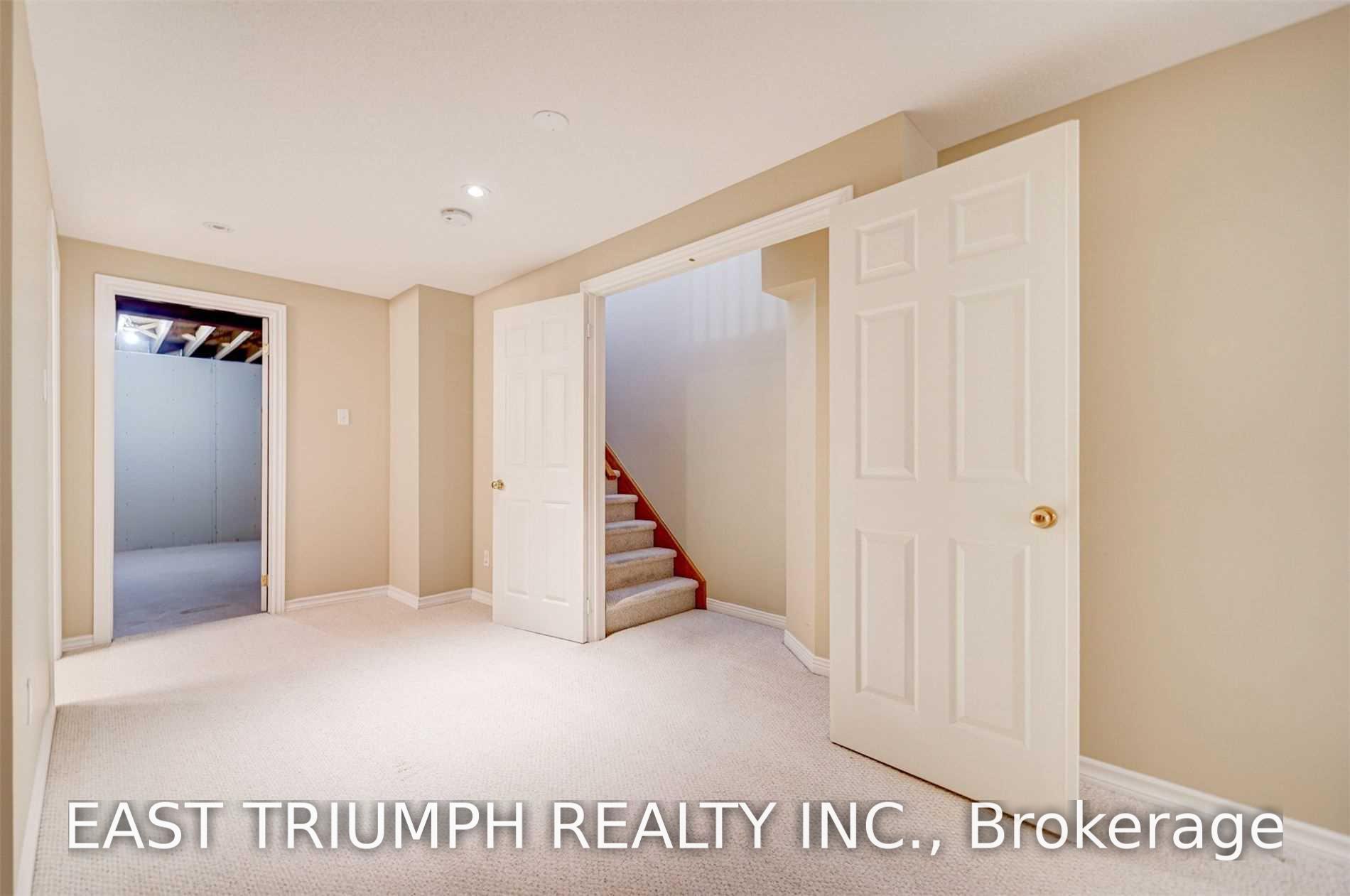 Photo 32 of Unit 6, 4275 Millcroft Park Drive, Burlington, Rose — HOMEH
