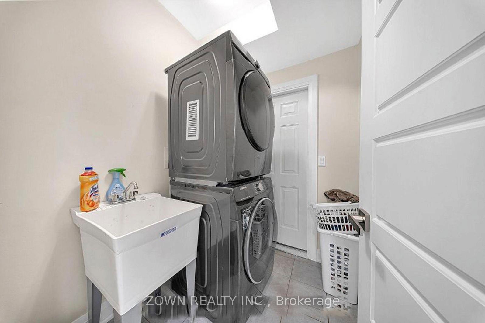Photo 8 of Unit Basement, 736 Hillview Crescent, Pickering, West Shore — HOMEH