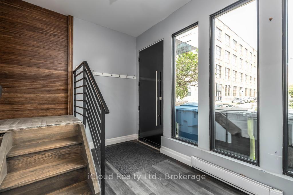 Photo 2 of 225 Wallace Avenue, Toronto, Dovercourt-Wallace Emerson-Junction — HOMEH
