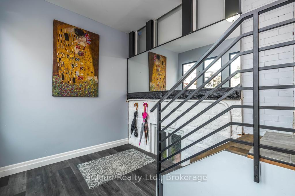 Photo 3 of 225 Wallace Avenue, Toronto, Dovercourt-Wallace Emerson-Junction — HOMEH