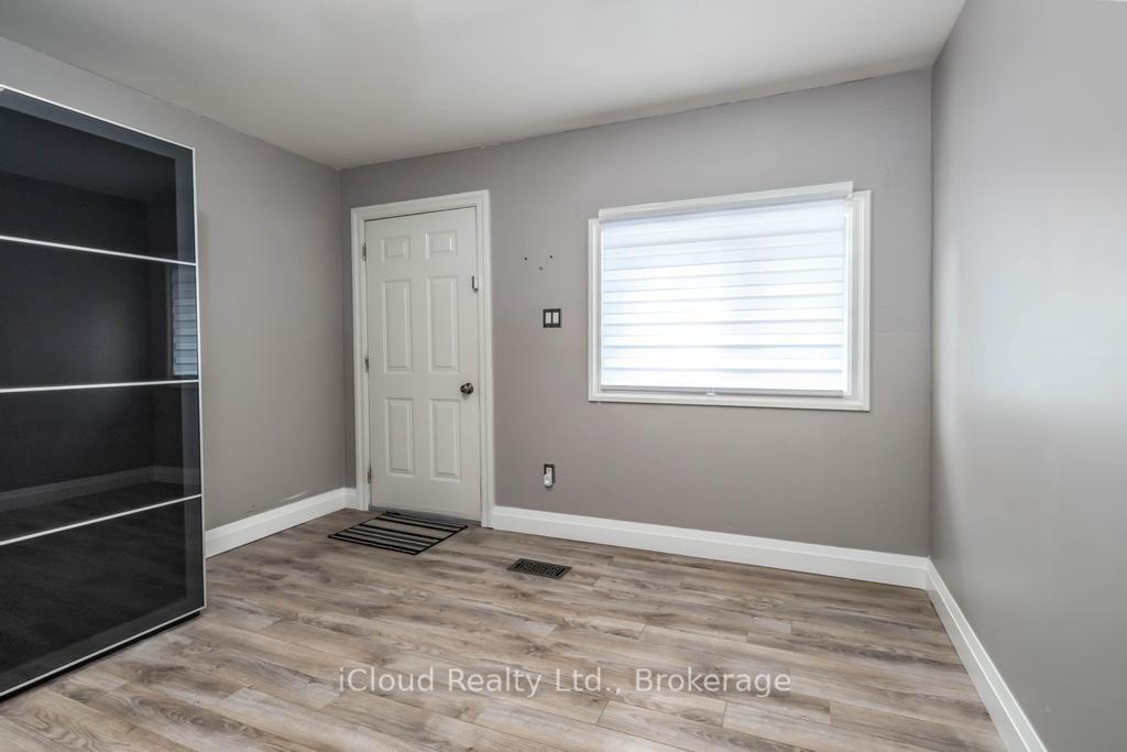 Photo 10 of 225 Wallace Avenue, Toronto, Dovercourt-Wallace Emerson-Junction — HOMEH