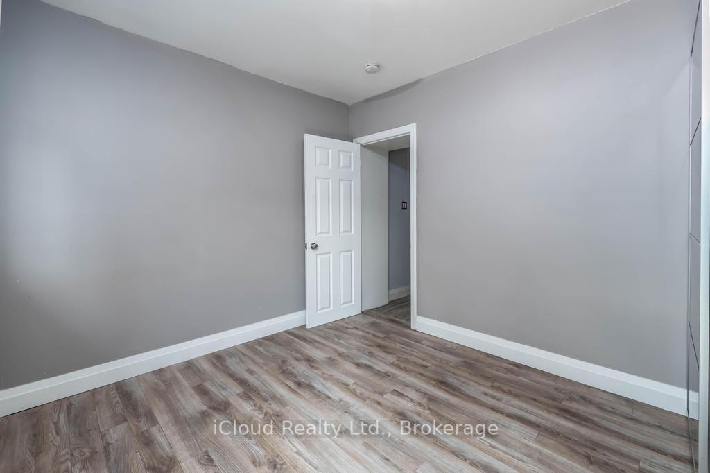Photo 11 of 225 Wallace Avenue, Toronto, Dovercourt-Wallace Emerson-Junction — HOMEH