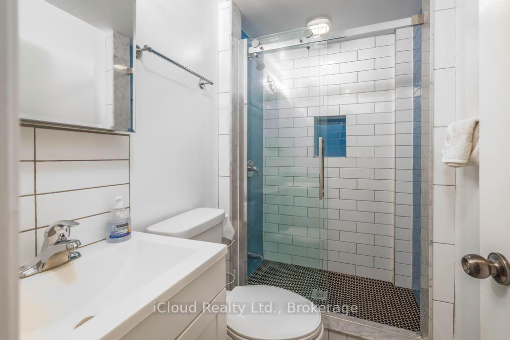 Photo 12 of 225 Wallace Avenue, Toronto, Dovercourt-Wallace Emerson-Junction — HOMEH