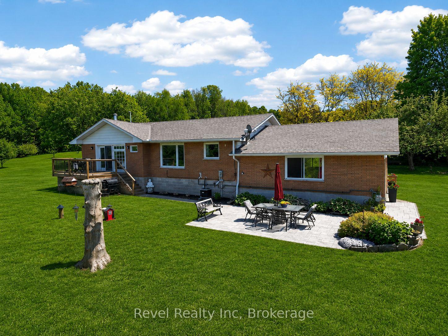 Photo of 2391 Rumney Road