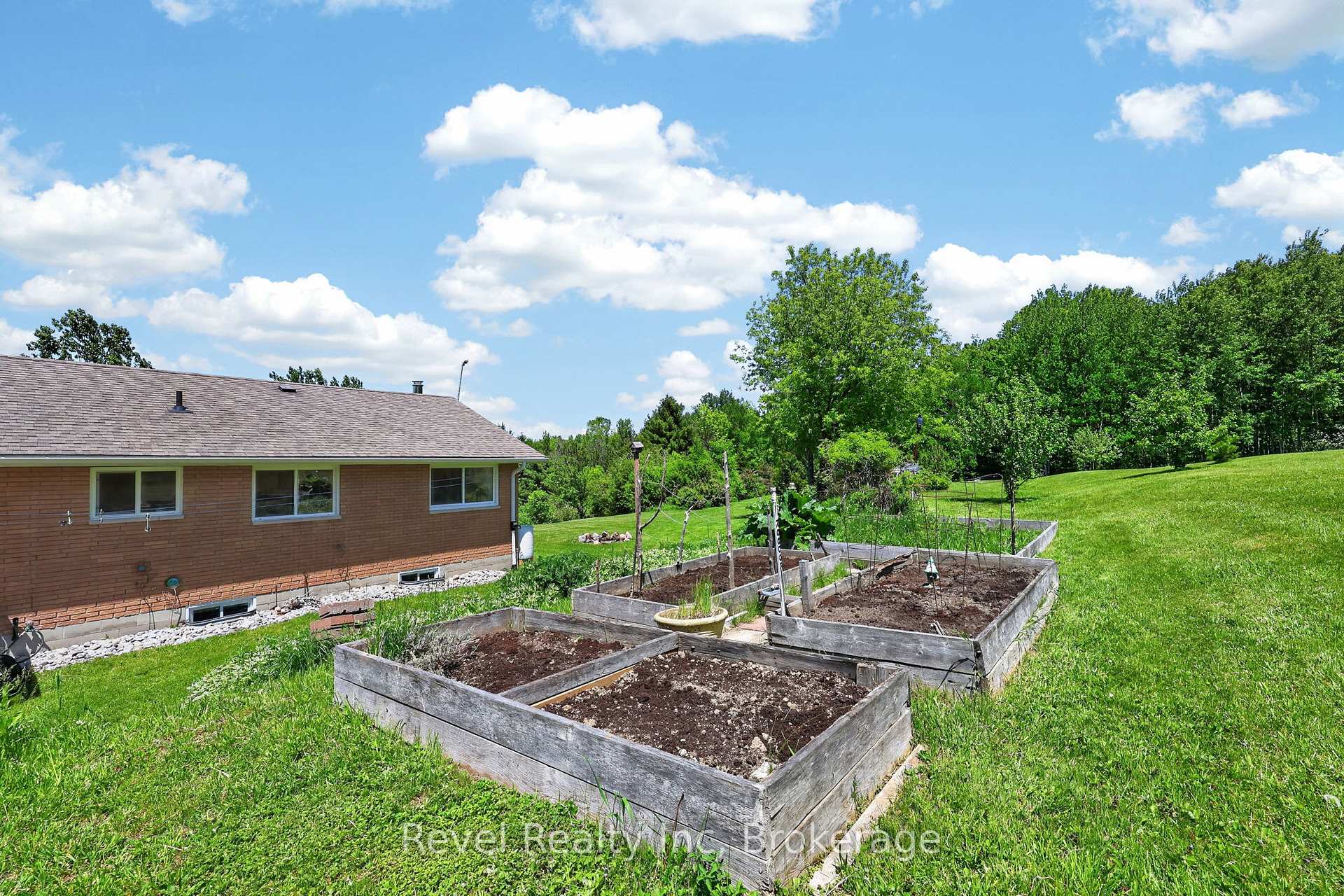 Photo 43 of 2391 Rumney Road, Tay, Rural Tay — HOMEH