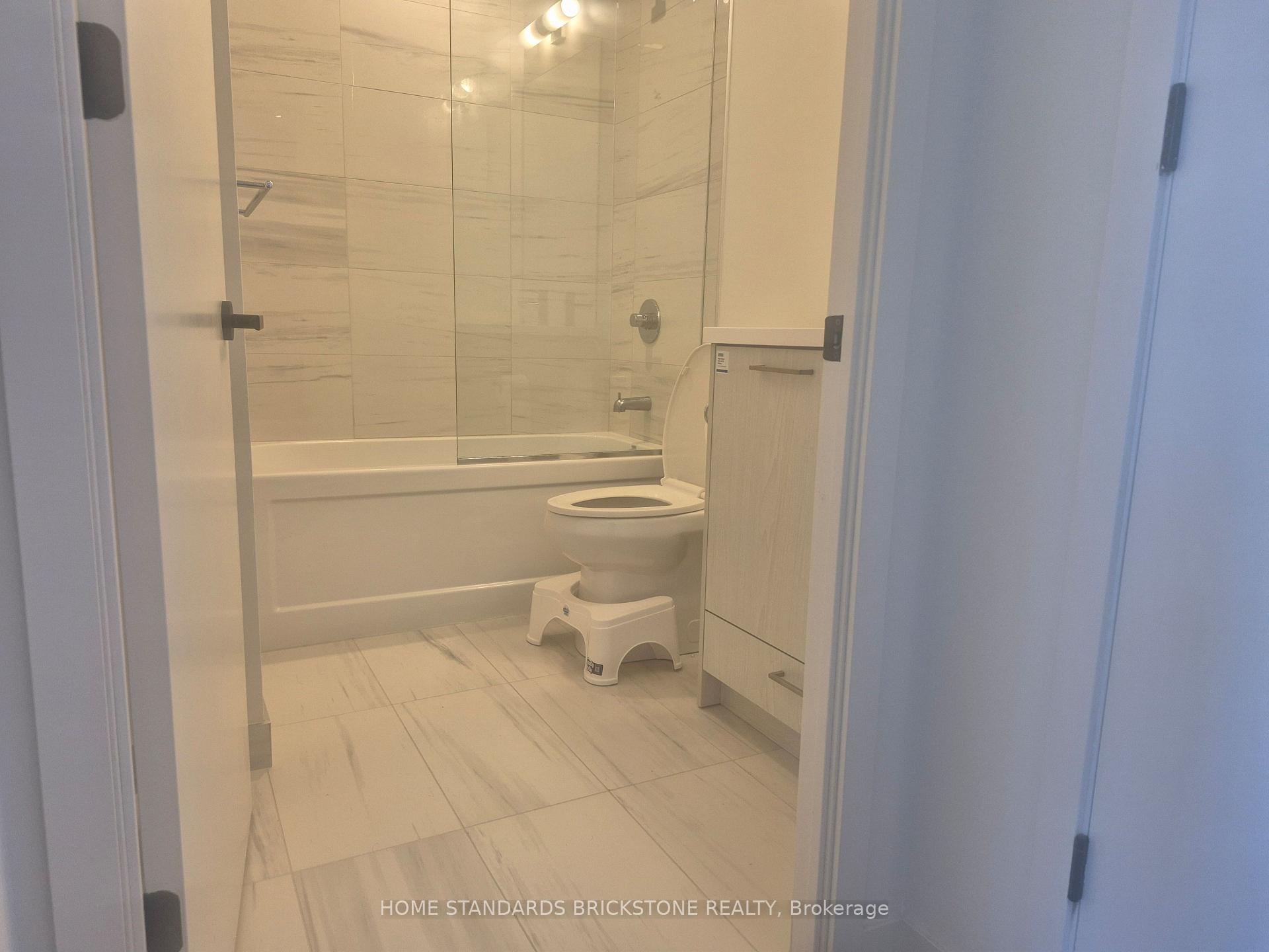 Photo 7 of Unit 3716, 28 Interchage Way W, Vaughan, Vaughan Corporate Centre — HOMEH
