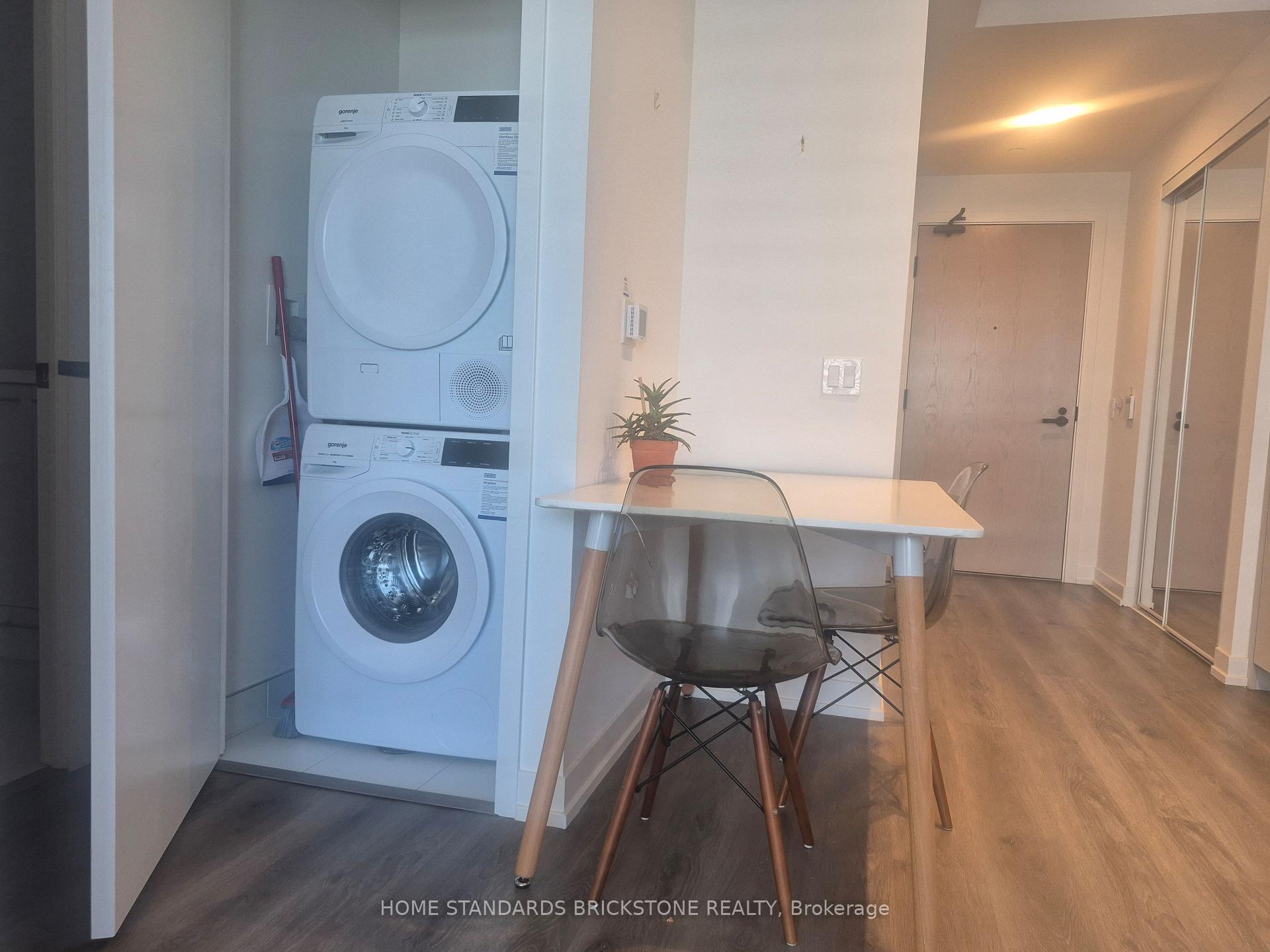 Photo 8 of Unit 3716, 28 Interchage Way W, Vaughan, Vaughan Corporate Centre — HOMEH