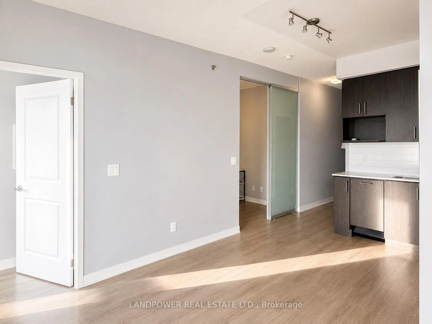 Photo 8 of Unit 2102, 195 Bonis Avenue, Scarborough, Tam O'Shanter-Sullivan — HOMEH