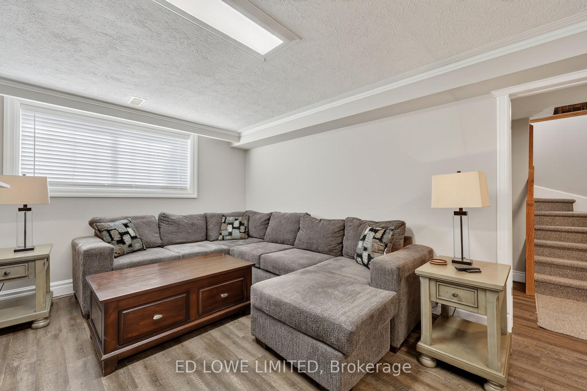 Photo 27 of 7 Howard Crescent, Barrie, Wellington — HOMEH