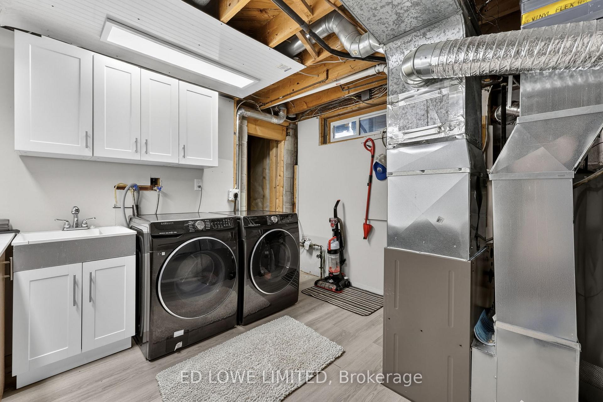 Photo 35 of 7 Howard Crescent, Barrie, Wellington — HOMEH