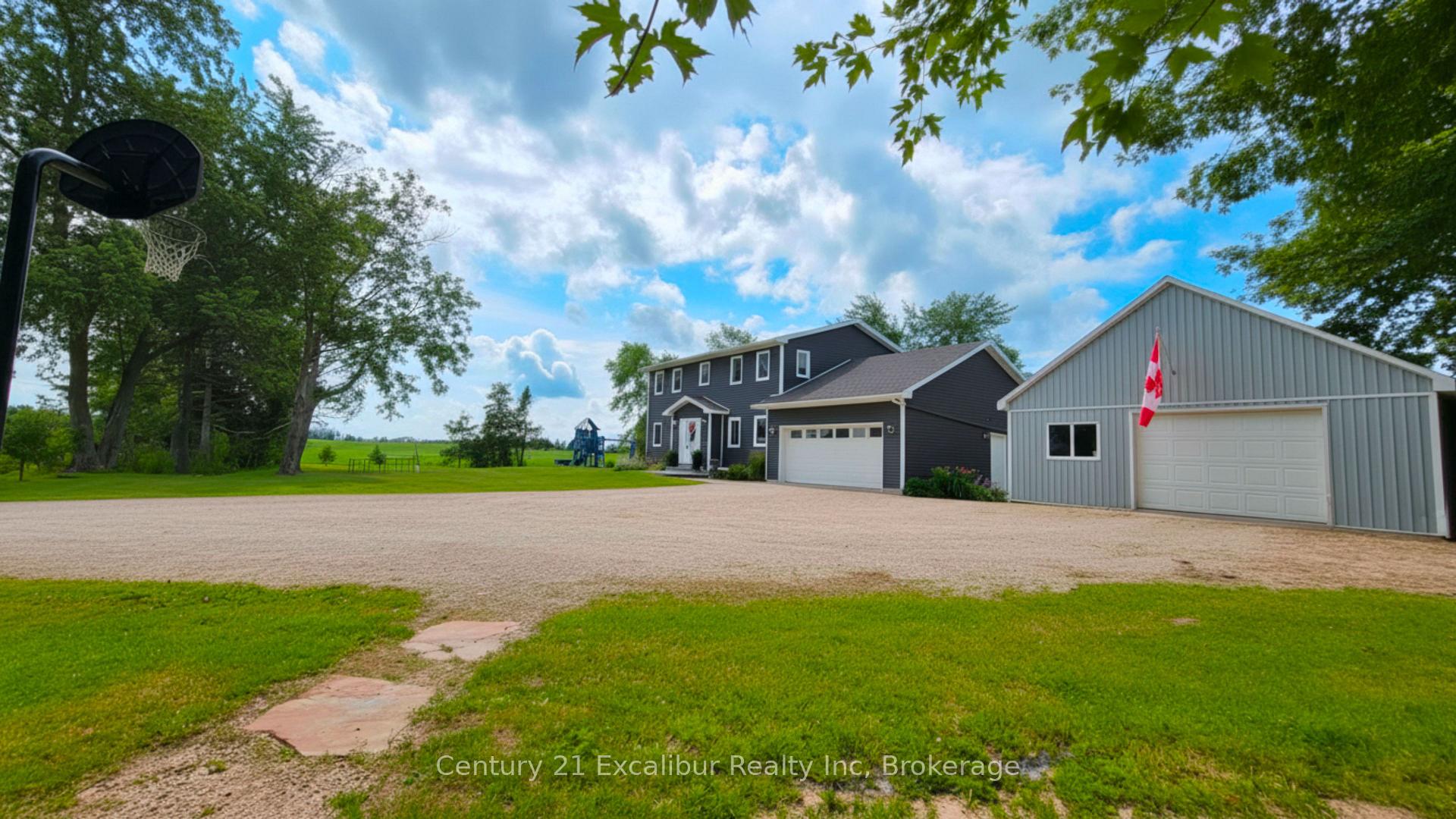 Photo 2 of 7104 Sixth line Road W, Centre Wellington, Rural Centre Wellington East — HOMEH