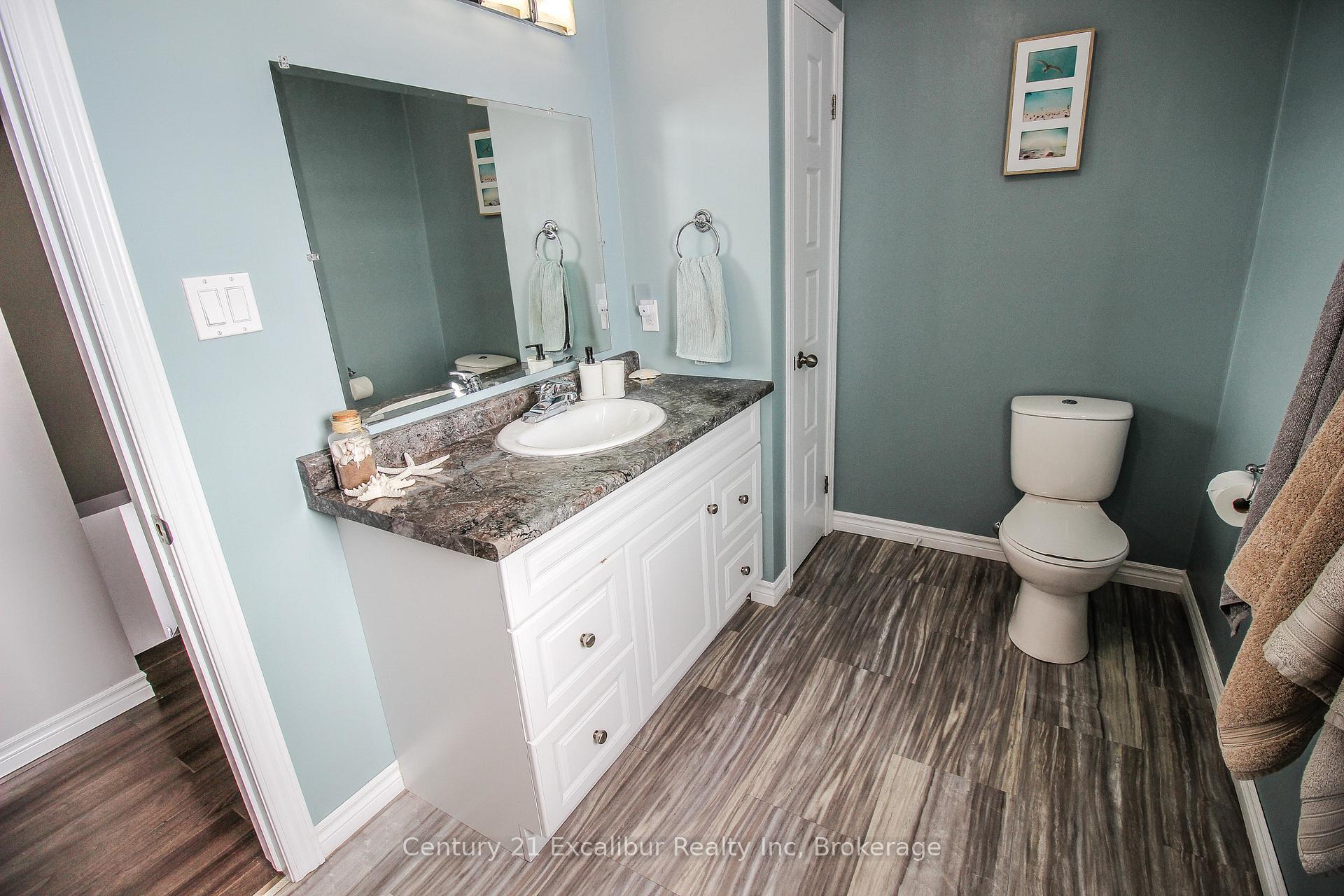 Photo 12 of 7104 Sixth line Road W, Centre Wellington, Rural Centre Wellington East — HOMEH