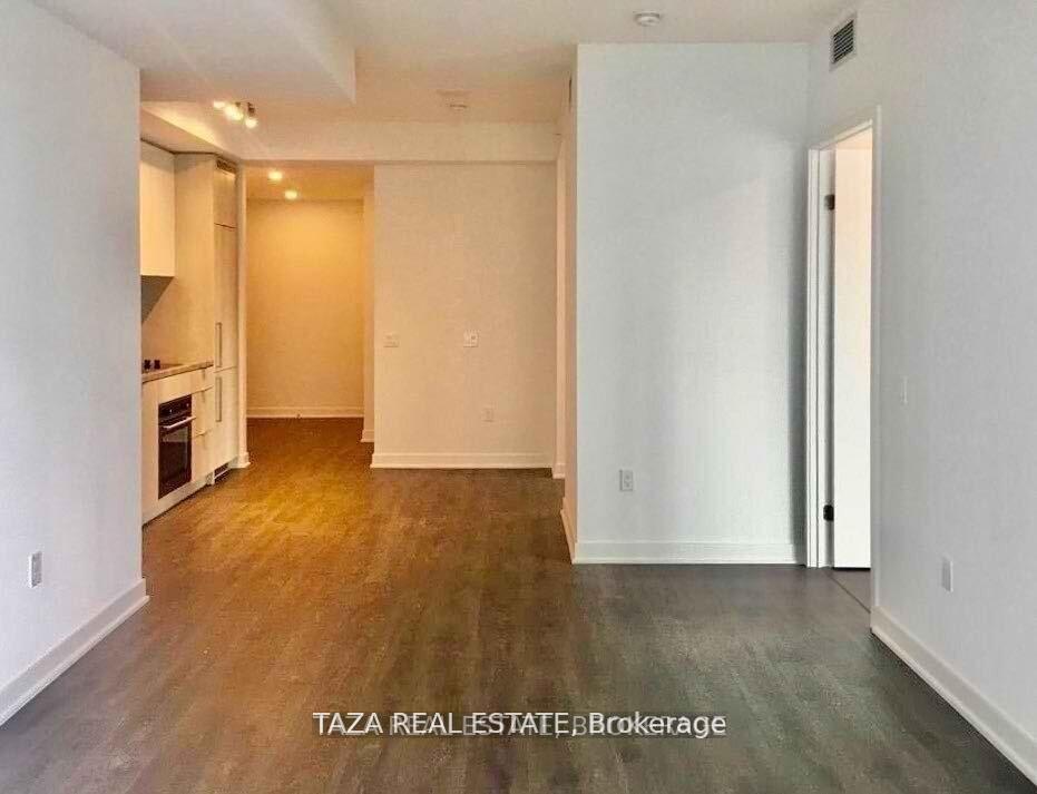 Photo 5 of Unit 1505, 125 Blue Jays Way, Toronto, Waterfront Communities — HOMEH
