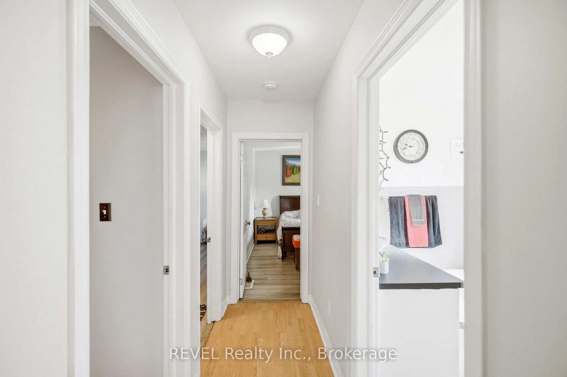 Photo 19 of 9 Cambridge Avenue, St. Catharines, Secord Woods — HOMEH