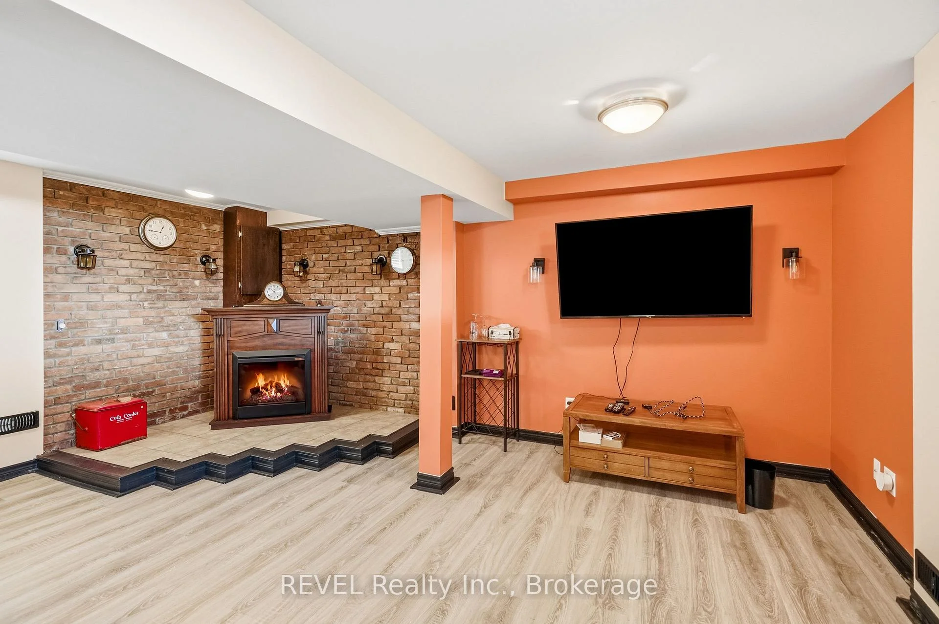 Photo 24 of 9 Cambridge Avenue, St. Catharines, Secord Woods — HOMEH