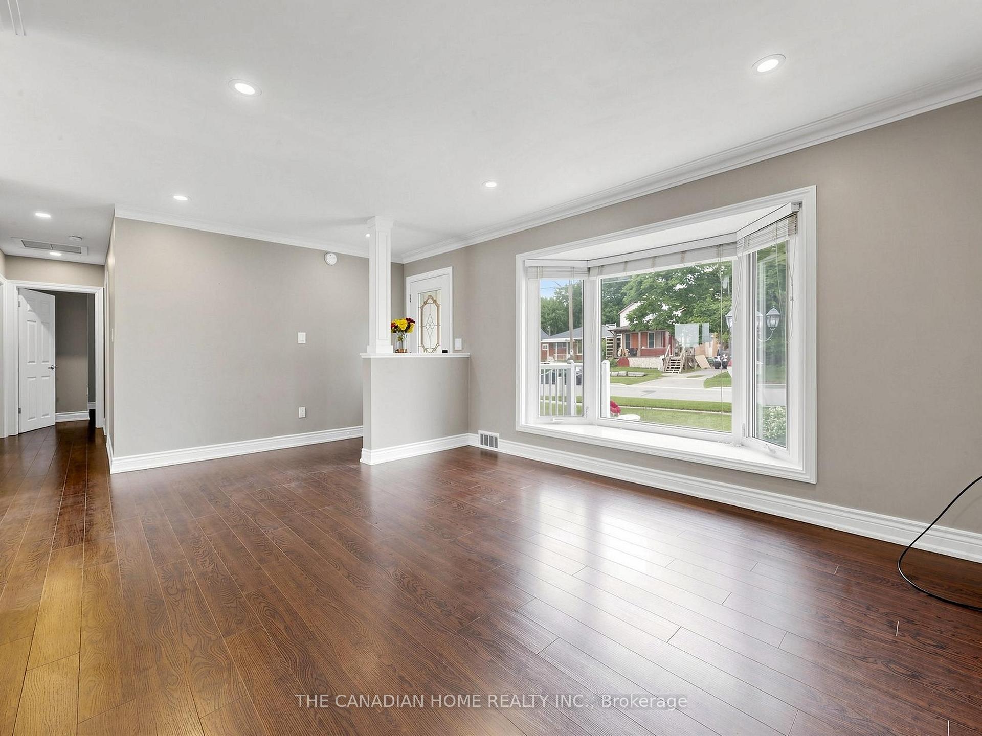 Photo 8 of 470 Cromwell Avenue, Oshawa, Vanier — HOMEH