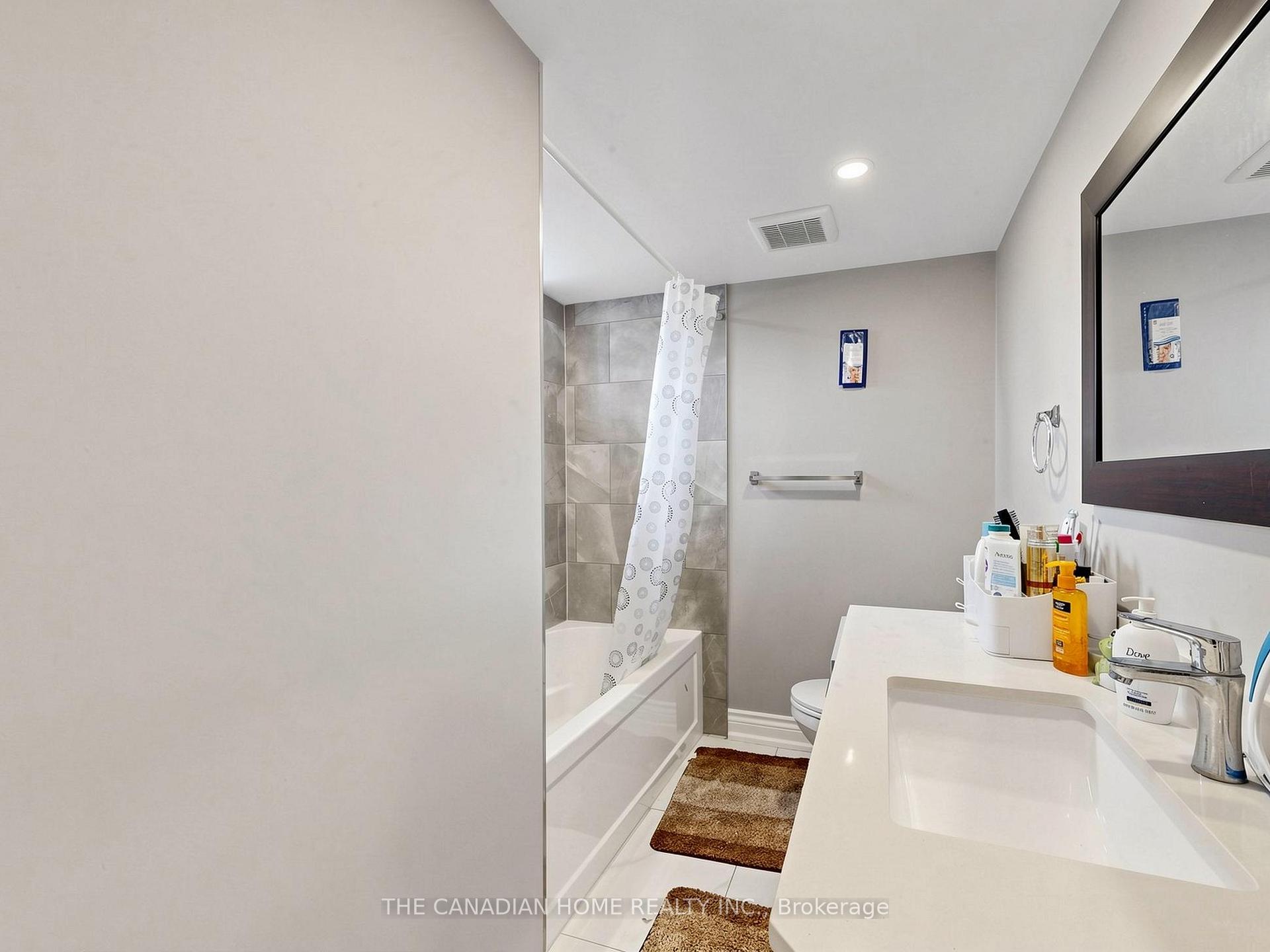 Photo 35 of 470 Cromwell Avenue, Oshawa, Vanier — HOMEH