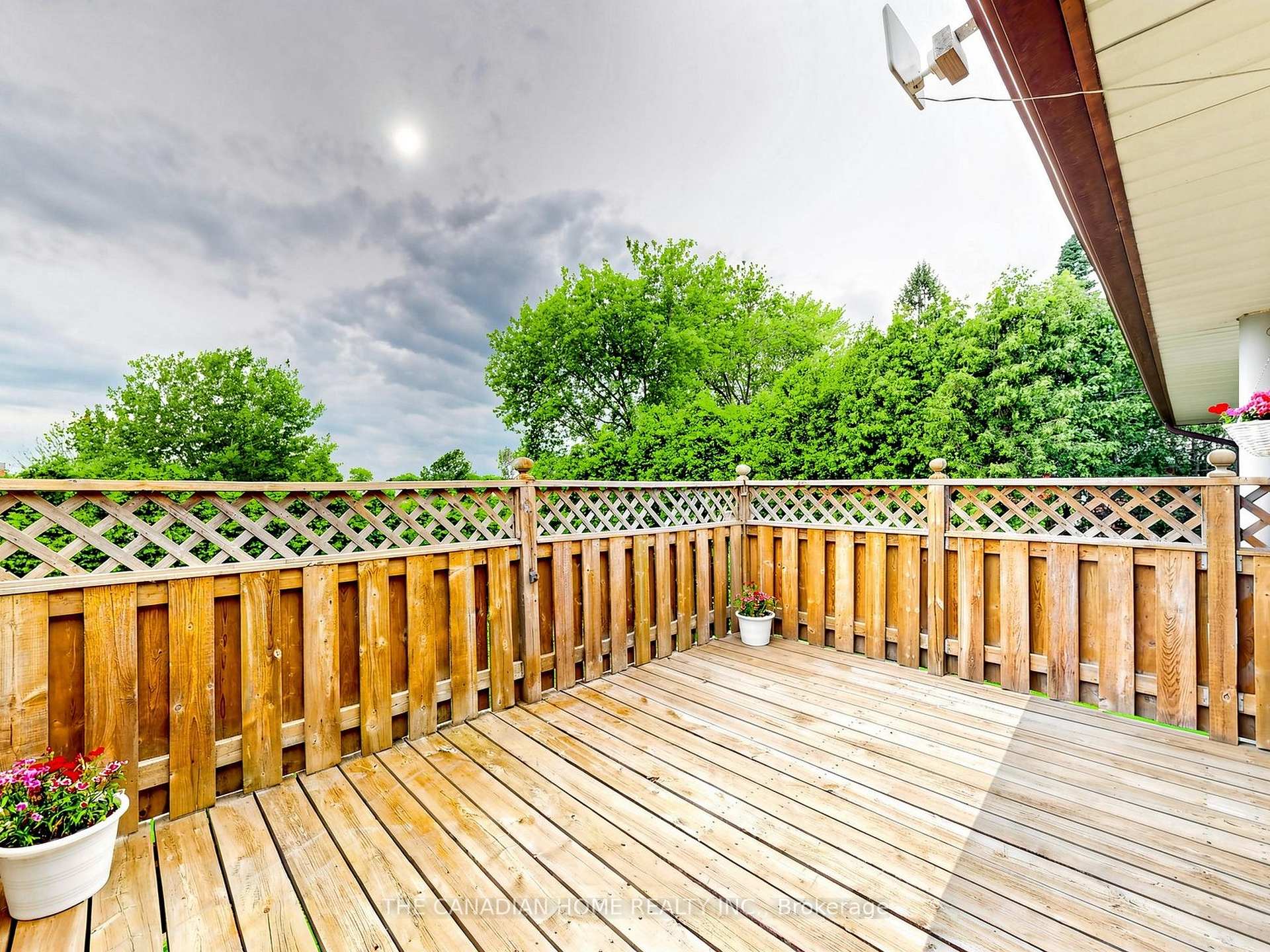 Photo 41 of 470 Cromwell Avenue, Oshawa, Vanier — HOMEH