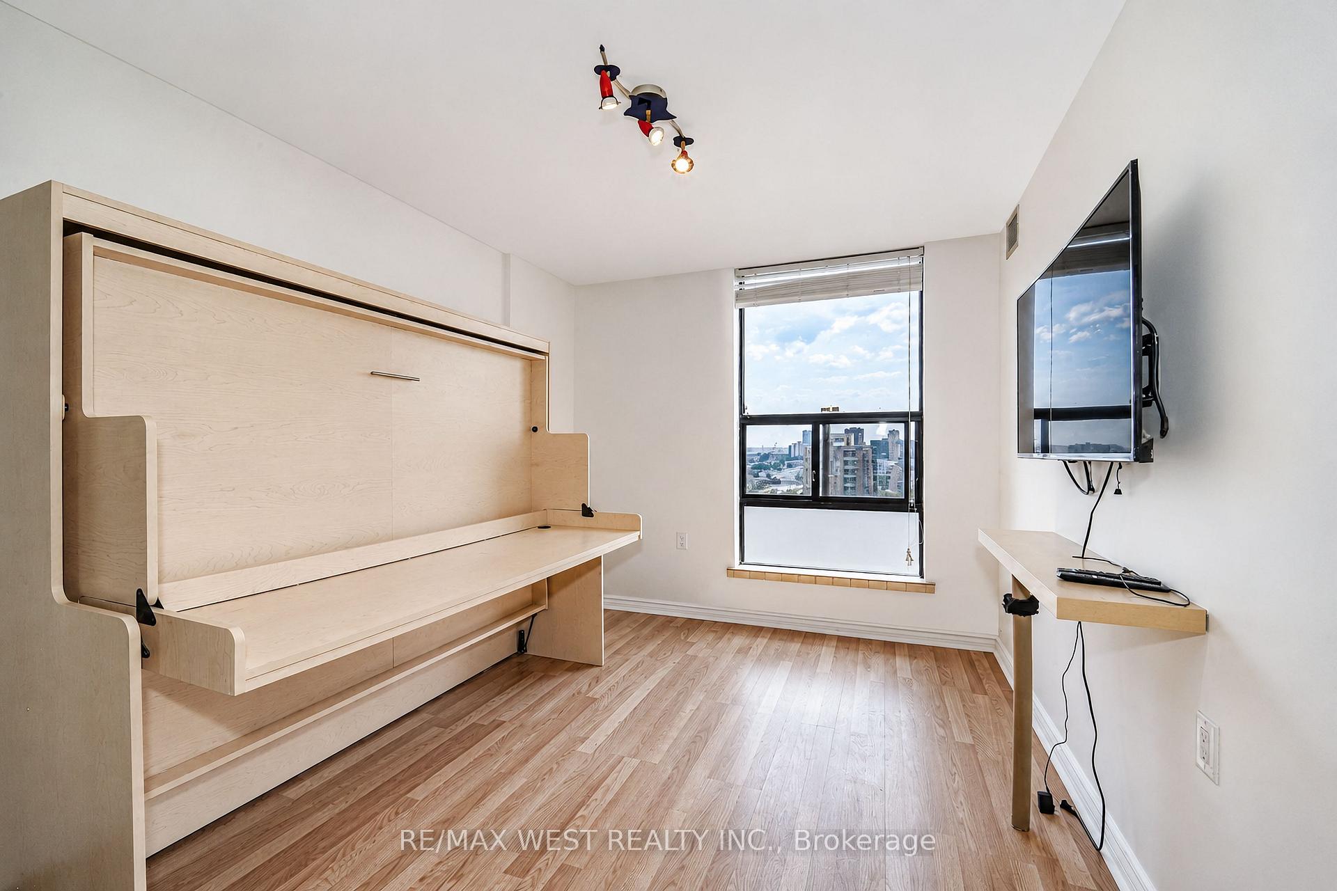 Photo 8 of Unit 1604, 18 Knightsbridge Road, Brampton, Queen Street Corridor — HOMEH