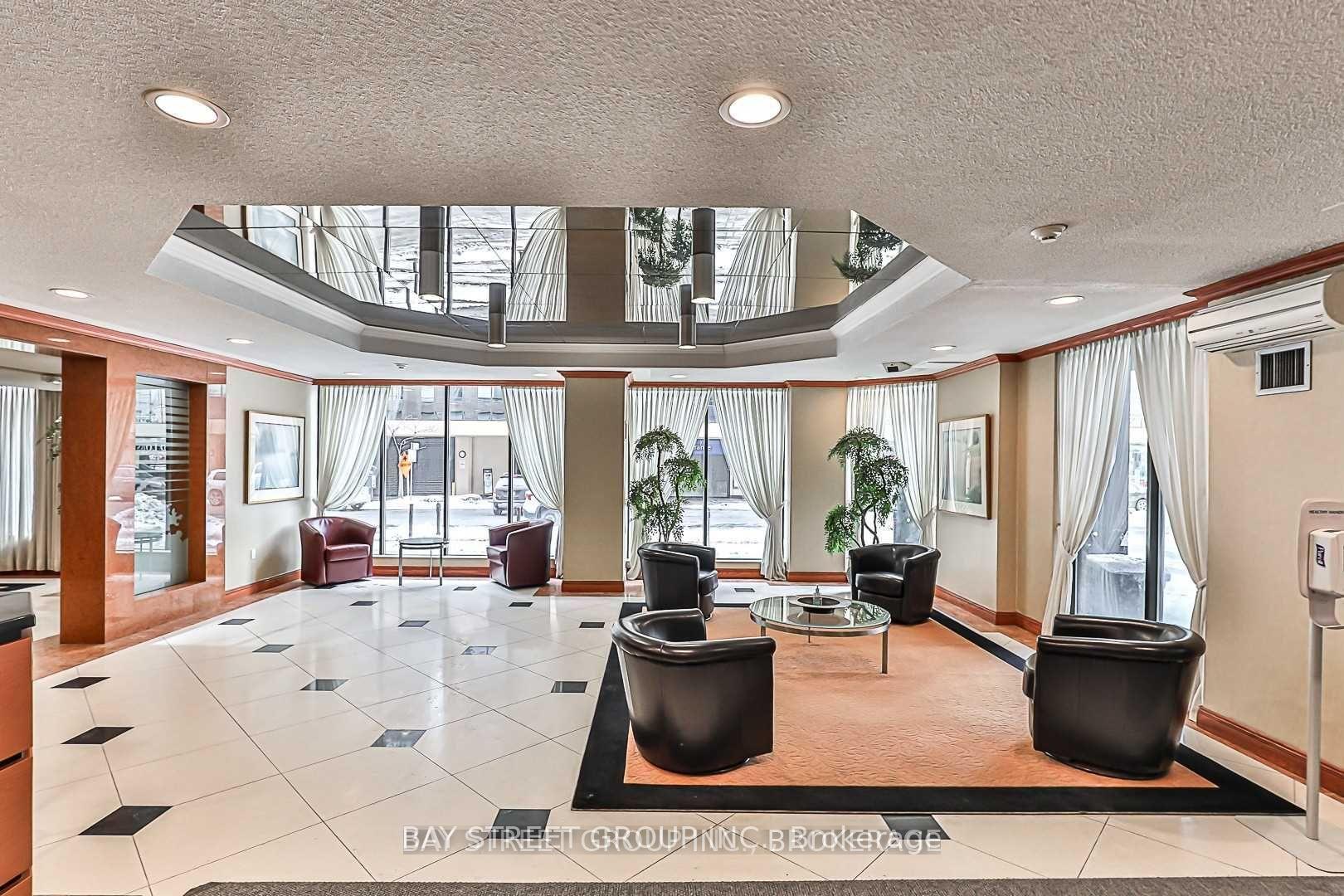 Photo 17 of Unit 1202, 633 Bay Street, Toronto, Bay Street Corridor — HOMEH