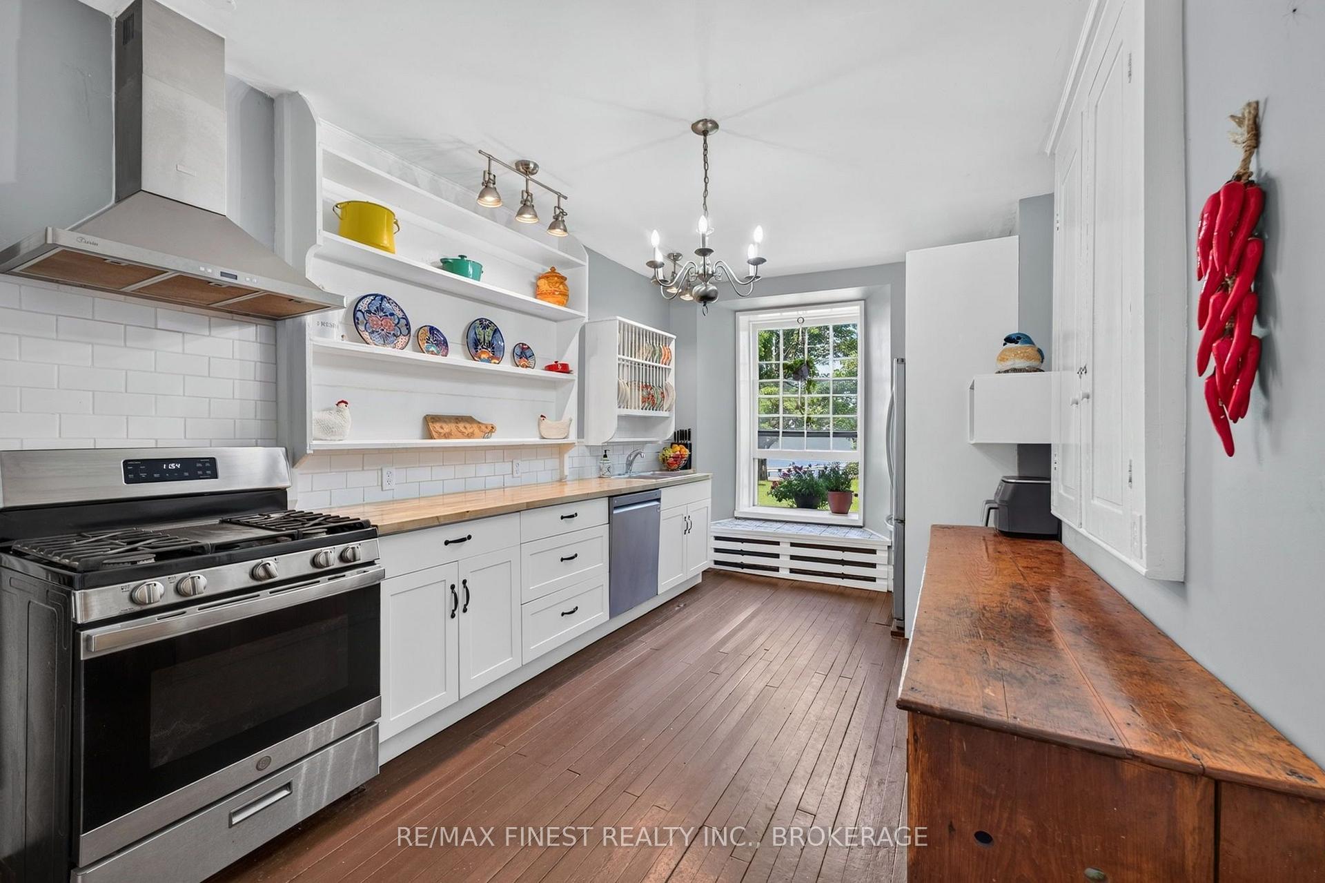 Photo 12 of 14005 Front Road, Loyalist, Amherst Island — HOMEH