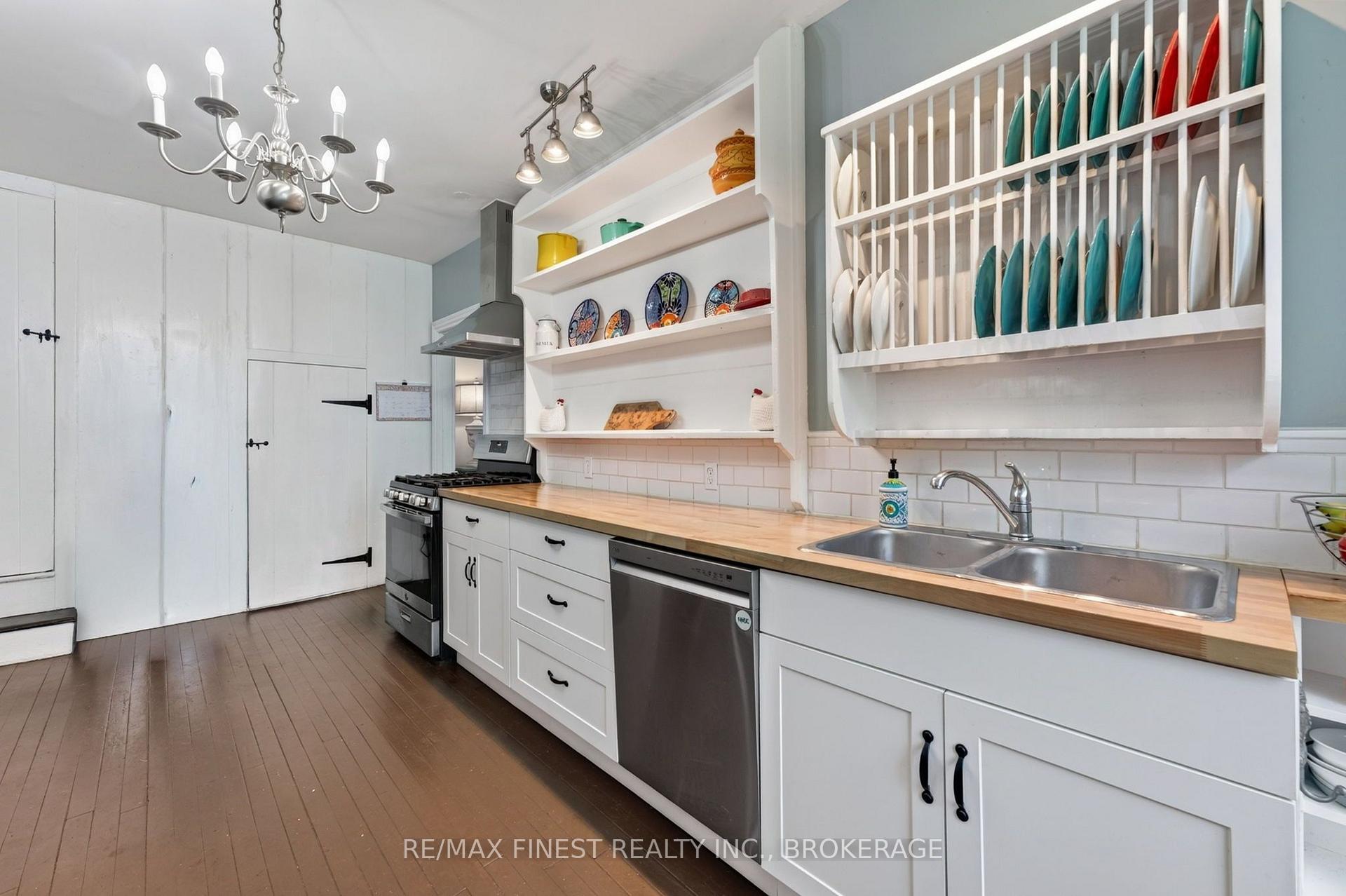 Photo 14 of 14005 Front Road, Loyalist, Amherst Island — HOMEH