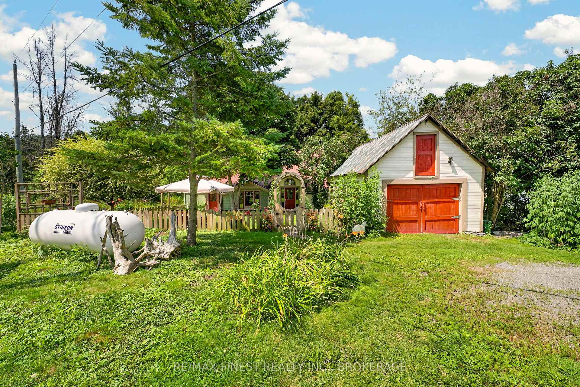 Photo 34 of 14005 Front Road, Loyalist, Amherst Island — HOMEH