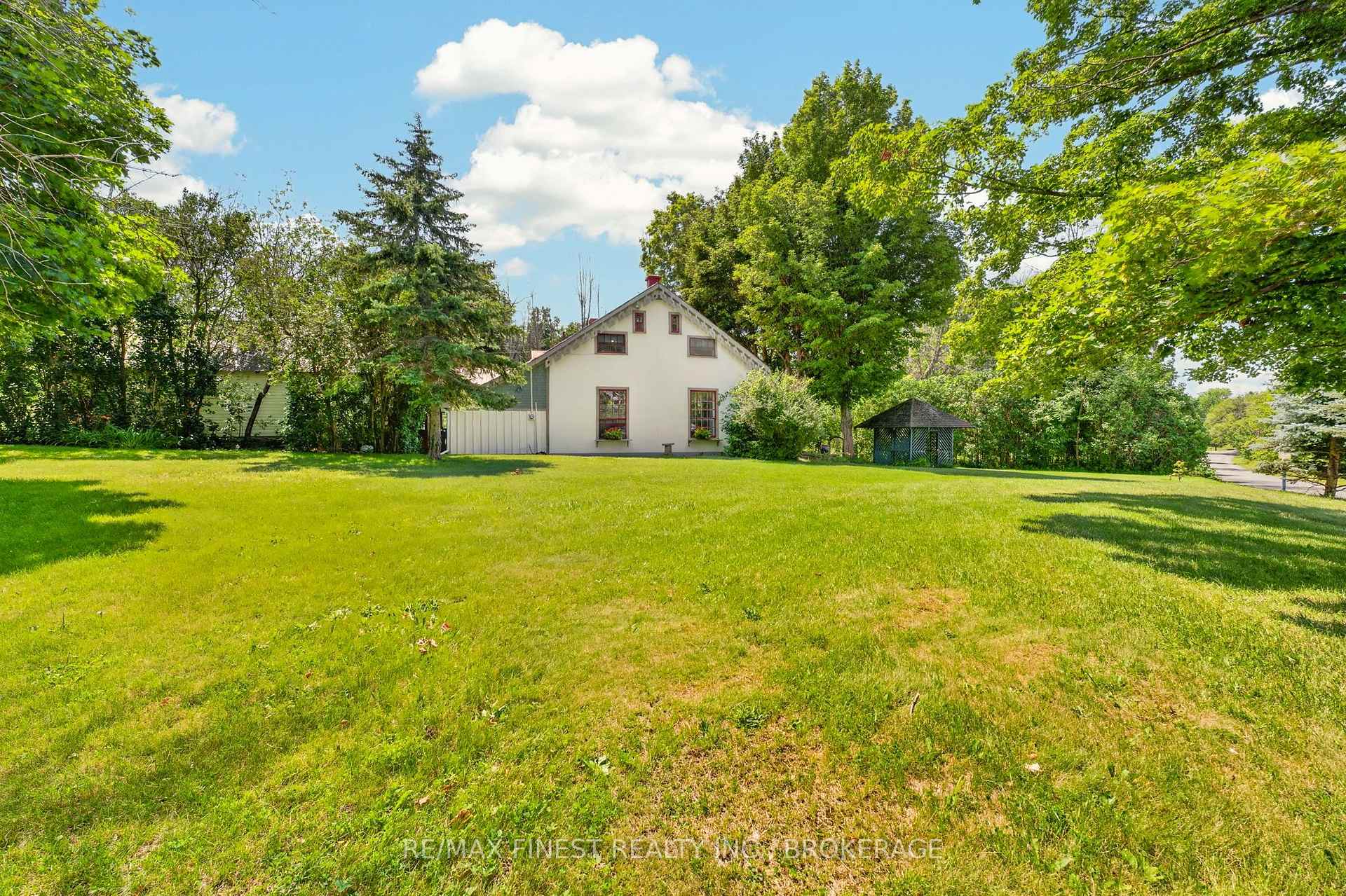 Photo 41 of 14005 Front Road, Loyalist, Amherst Island — HOMEH