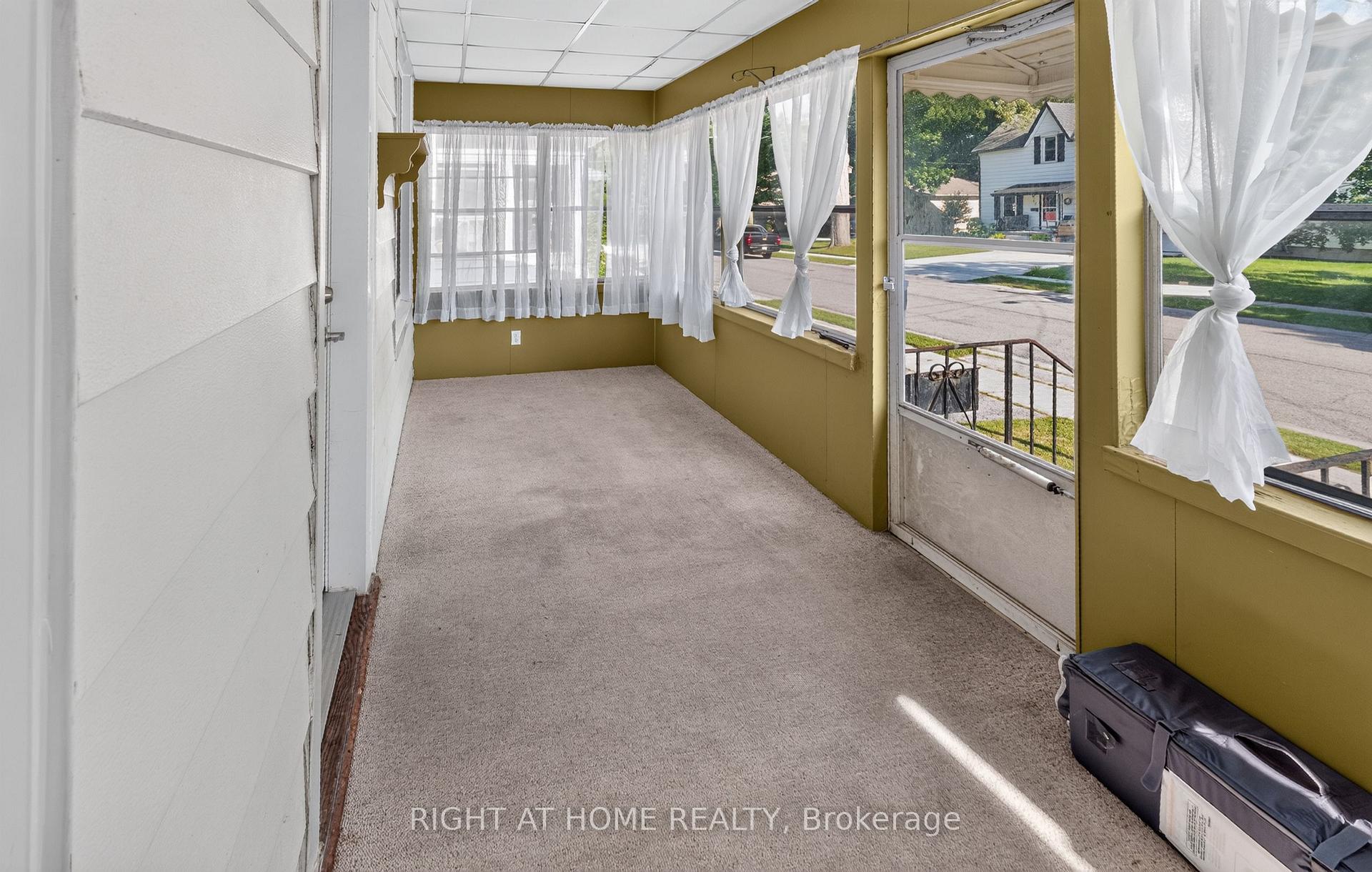 Photo 30 of 72 Maple Street, St. Thomas — HOMEH