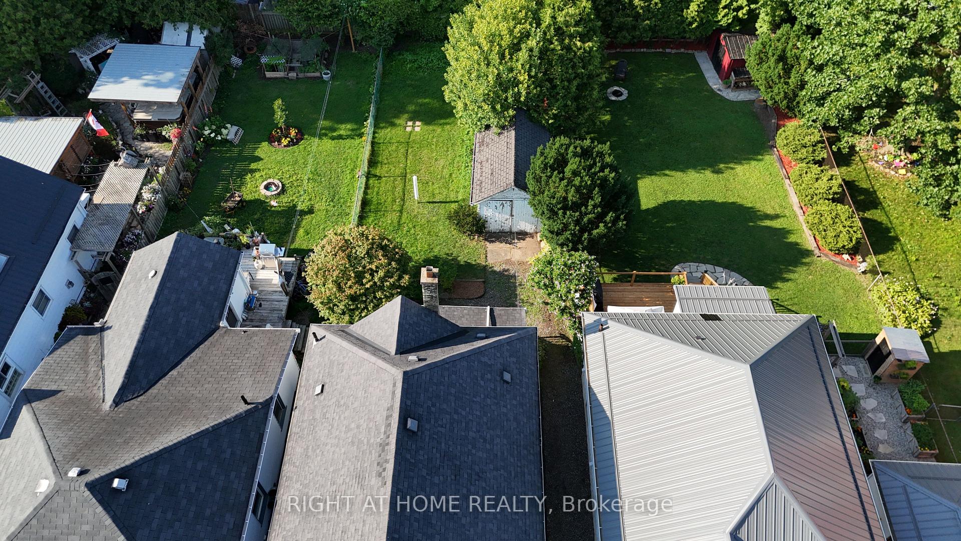 Photo 38 of 72 Maple Street, St. Thomas — HOMEH