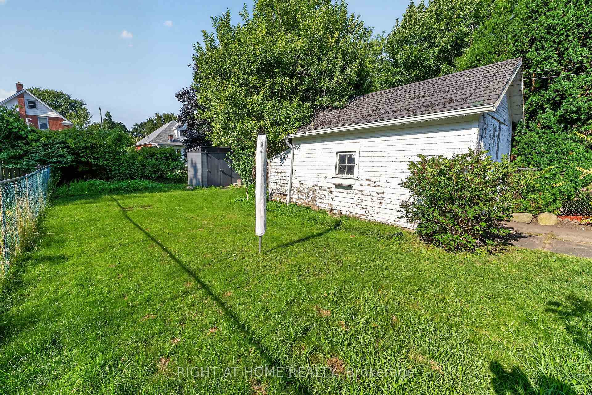 Photo 45 of 72 Maple Street, St. Thomas — HOMEH