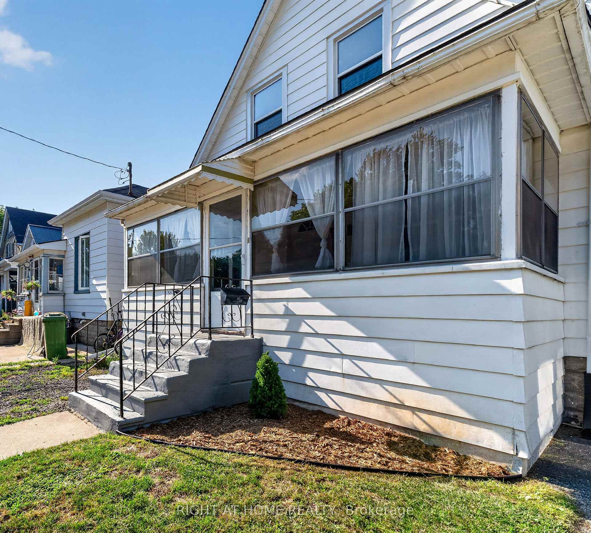 Photo 46 of 72 Maple Street, St. Thomas — HOMEH