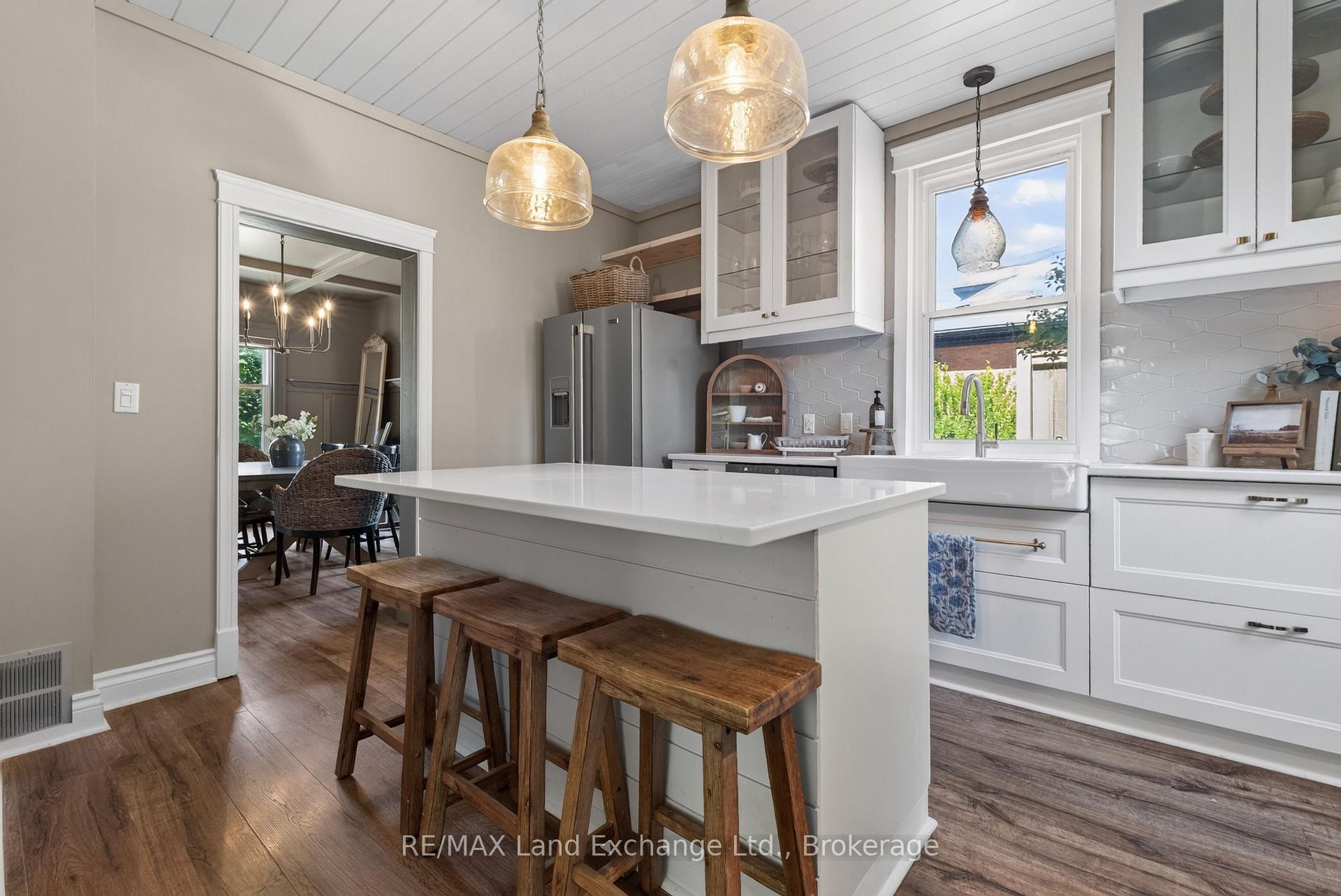 Photo 6 of 581 Queen Street, Kincardine — HOMEH