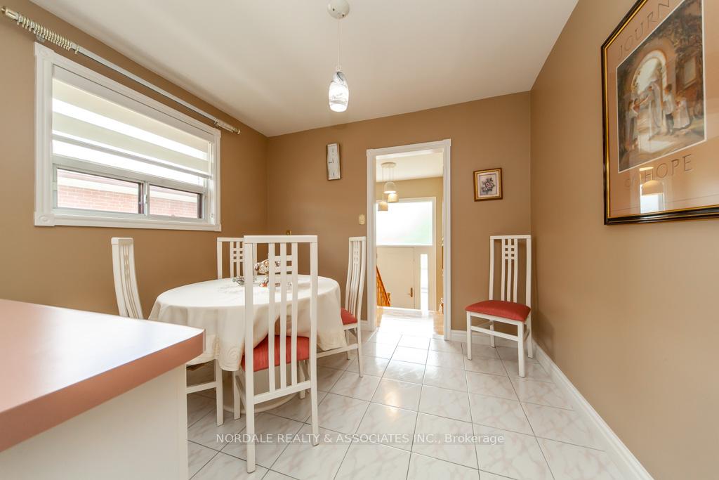 Photo 7 of 288 Hullmar Drive, North York, Black Creek — HOMEH