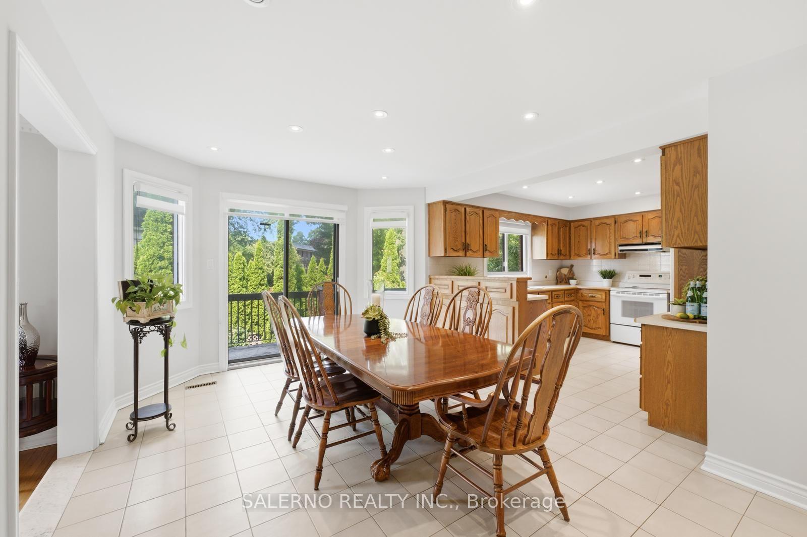 Photo 14 of 178 Wigwoss Drive, Vaughan, East Woodbridge — HOMEH