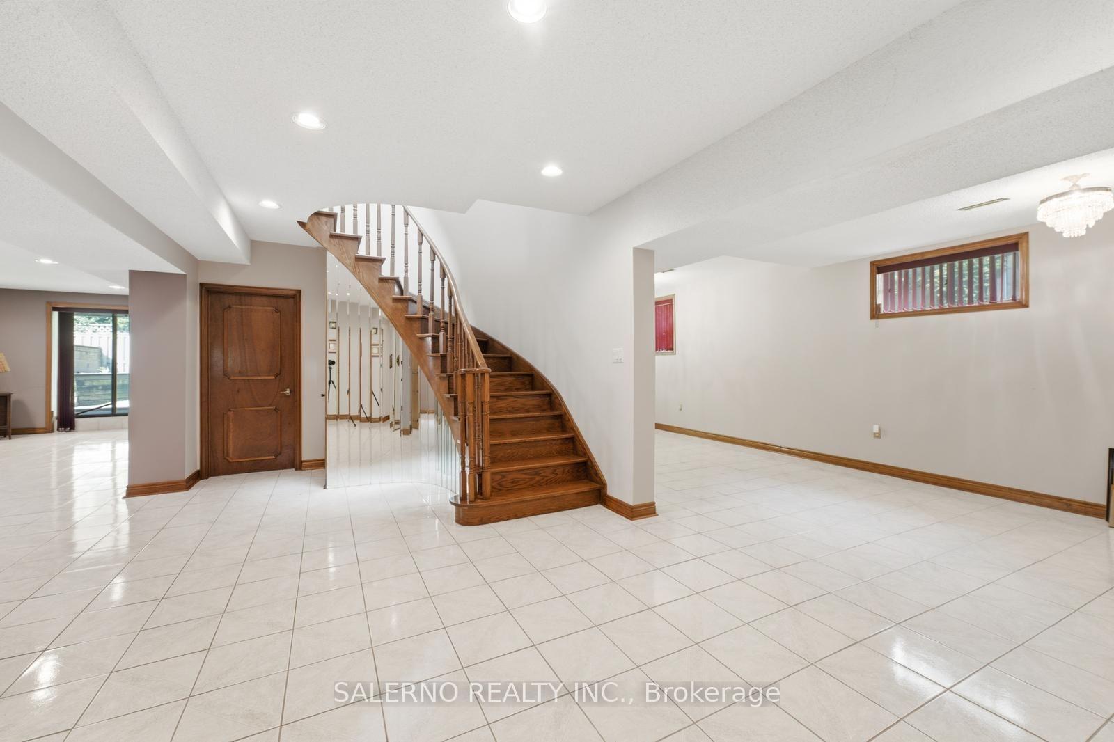 Photo 31 of 178 Wigwoss Drive, Vaughan, East Woodbridge — HOMEH