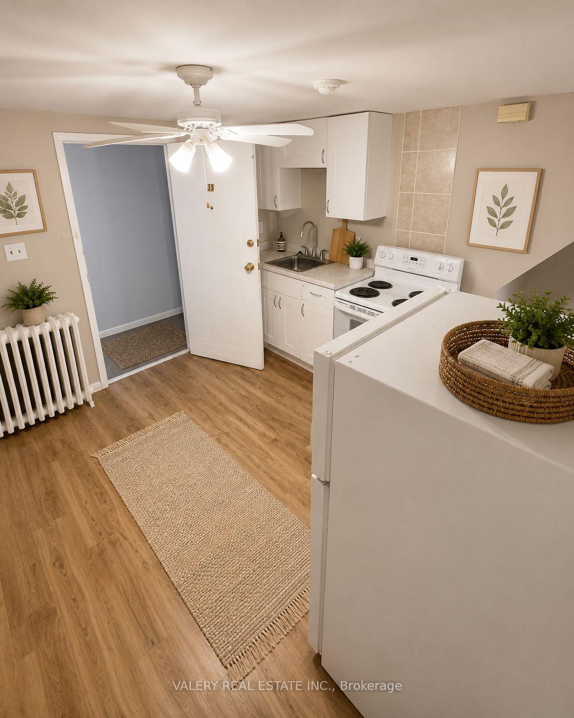 Photo 3 of Unit 35, 220 Gordon Street, Guelph, Dovercliffe Park/Old University — HOMEH