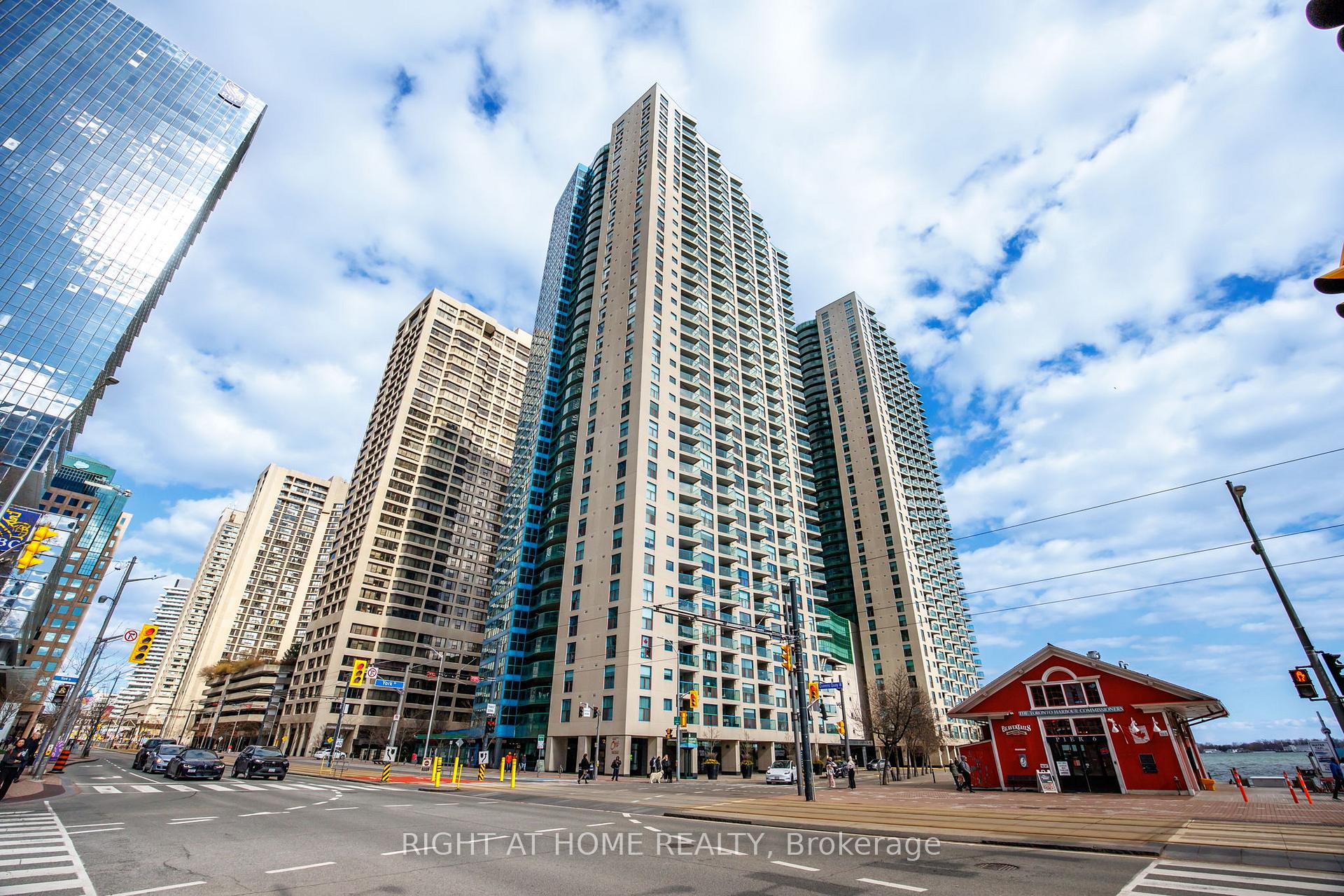 Photo 2 of Unit 2306, 77 Harbour Square, Toronto, Waterfront Communities — HOMEH