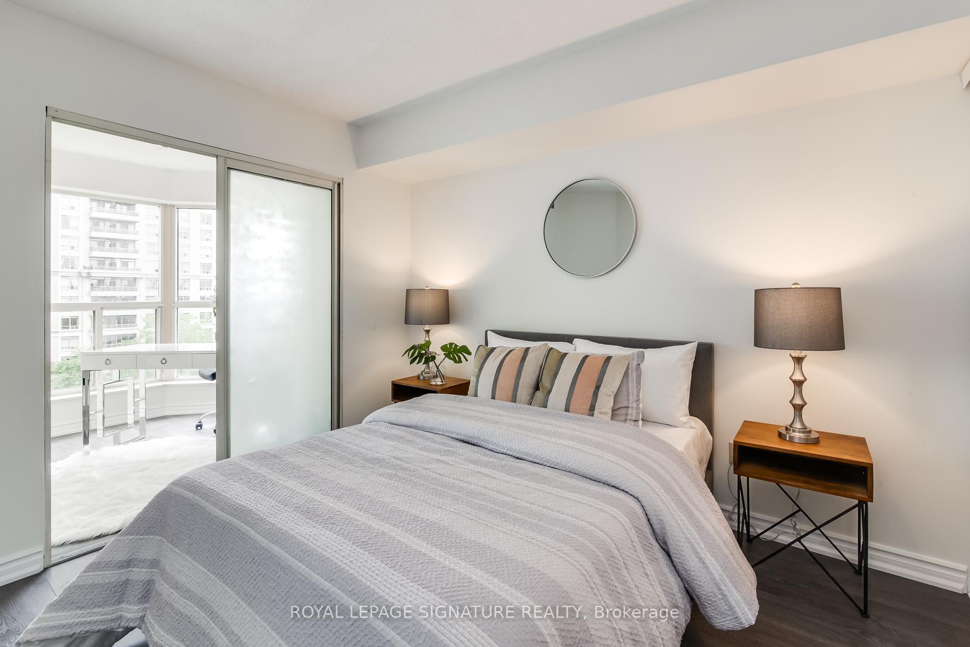 Photo 9 of Unit 707, 325 Webb Drive, Mississauga, City Centre — HOMEH