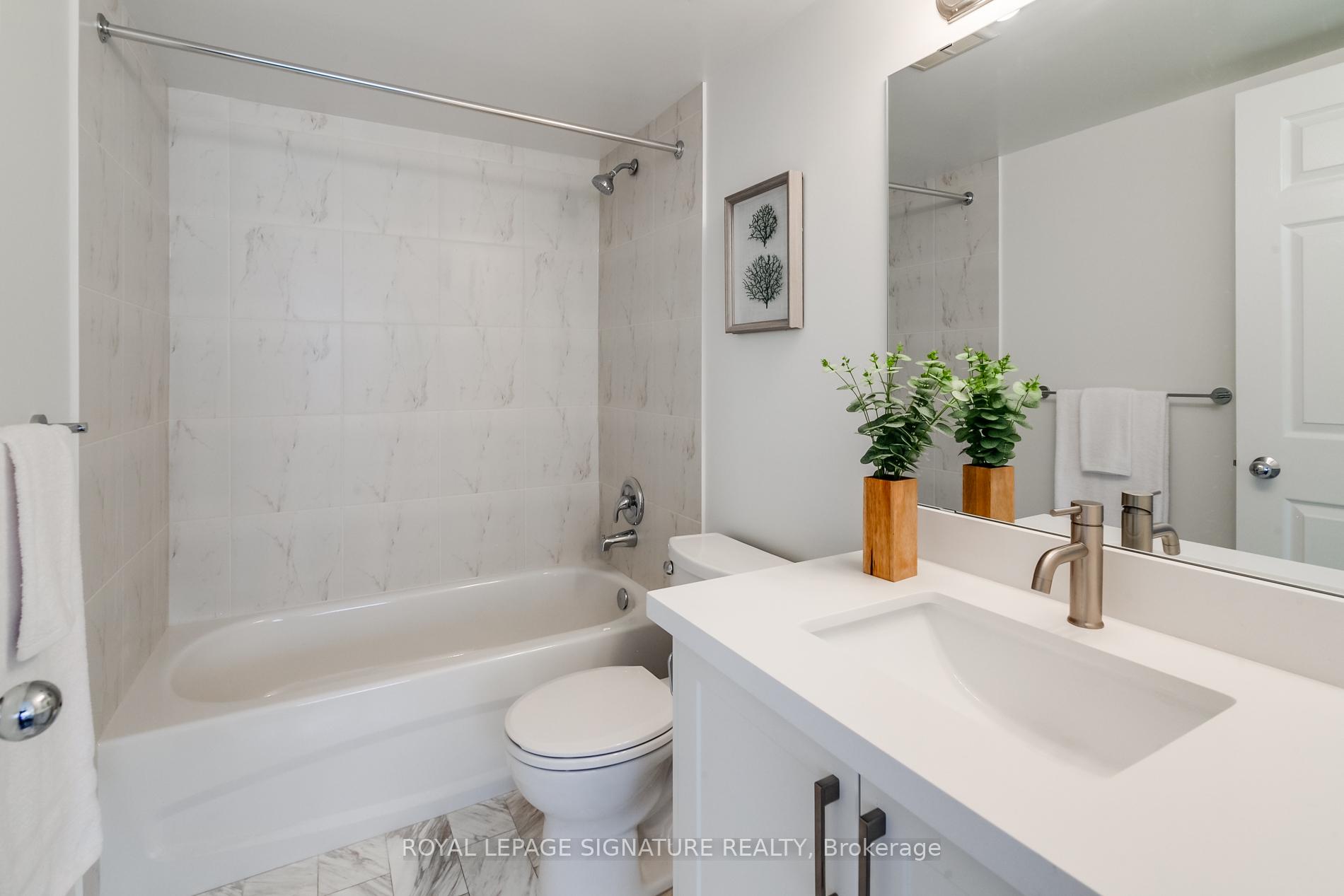 Photo 13 of Unit 707, 325 Webb Drive, Mississauga, City Centre — HOMEH