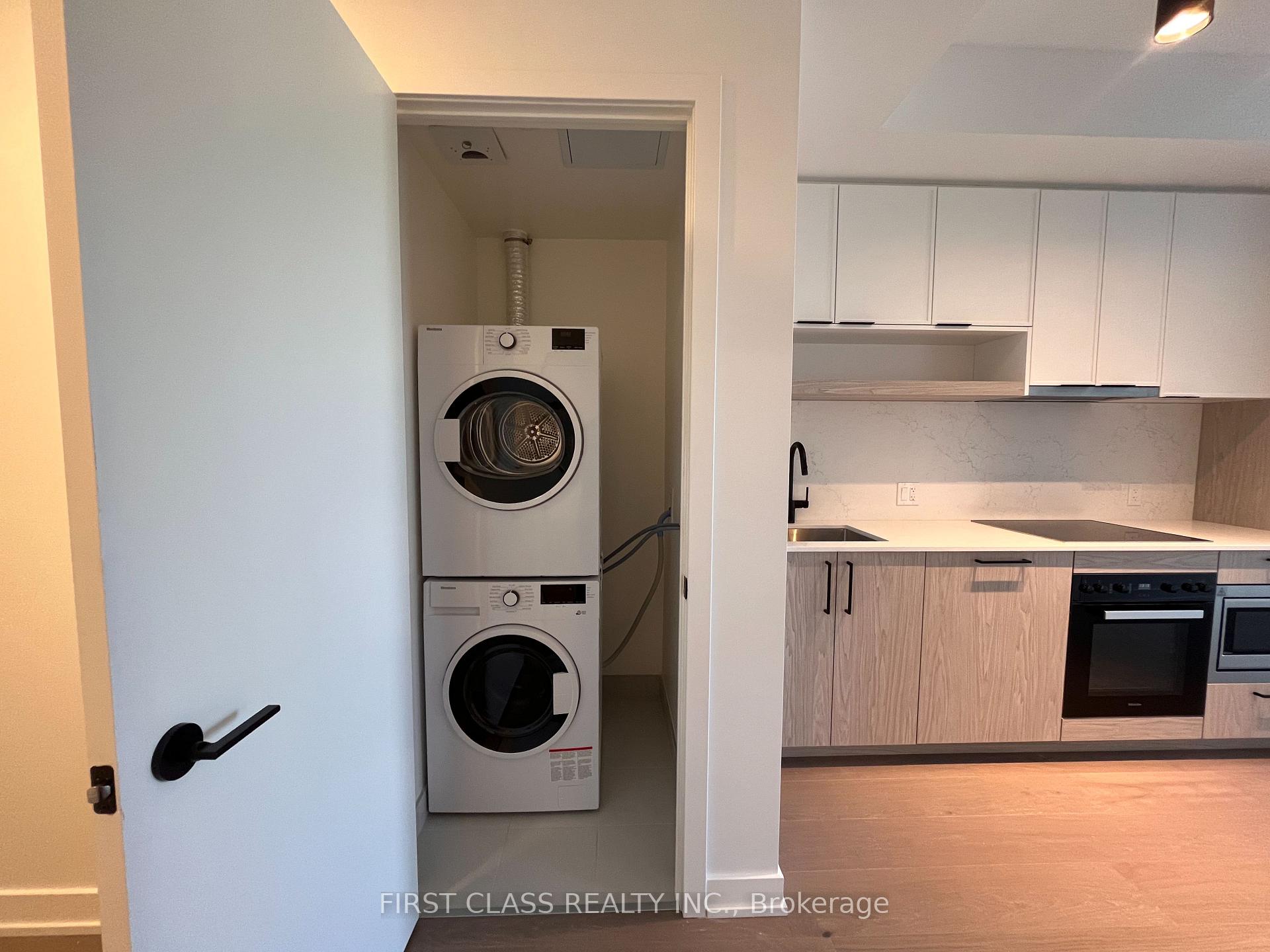 Photo 9 of Unit 908, 91 Montclair Avenue, Toronto, Forest Hill South — HOMEH