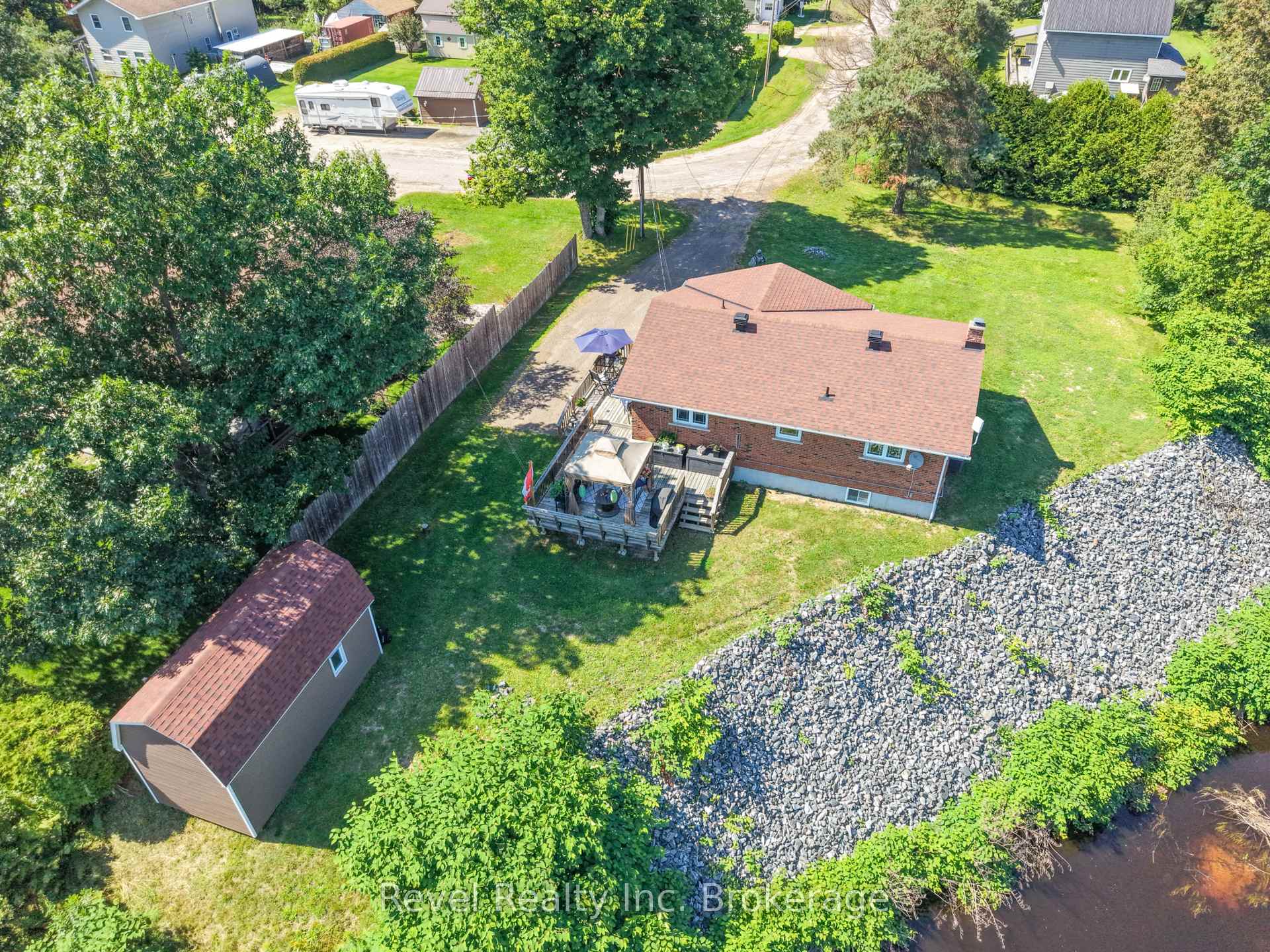 Photo 4 of 201 Bird Street, Powassan, Trout Creek — HOMEH