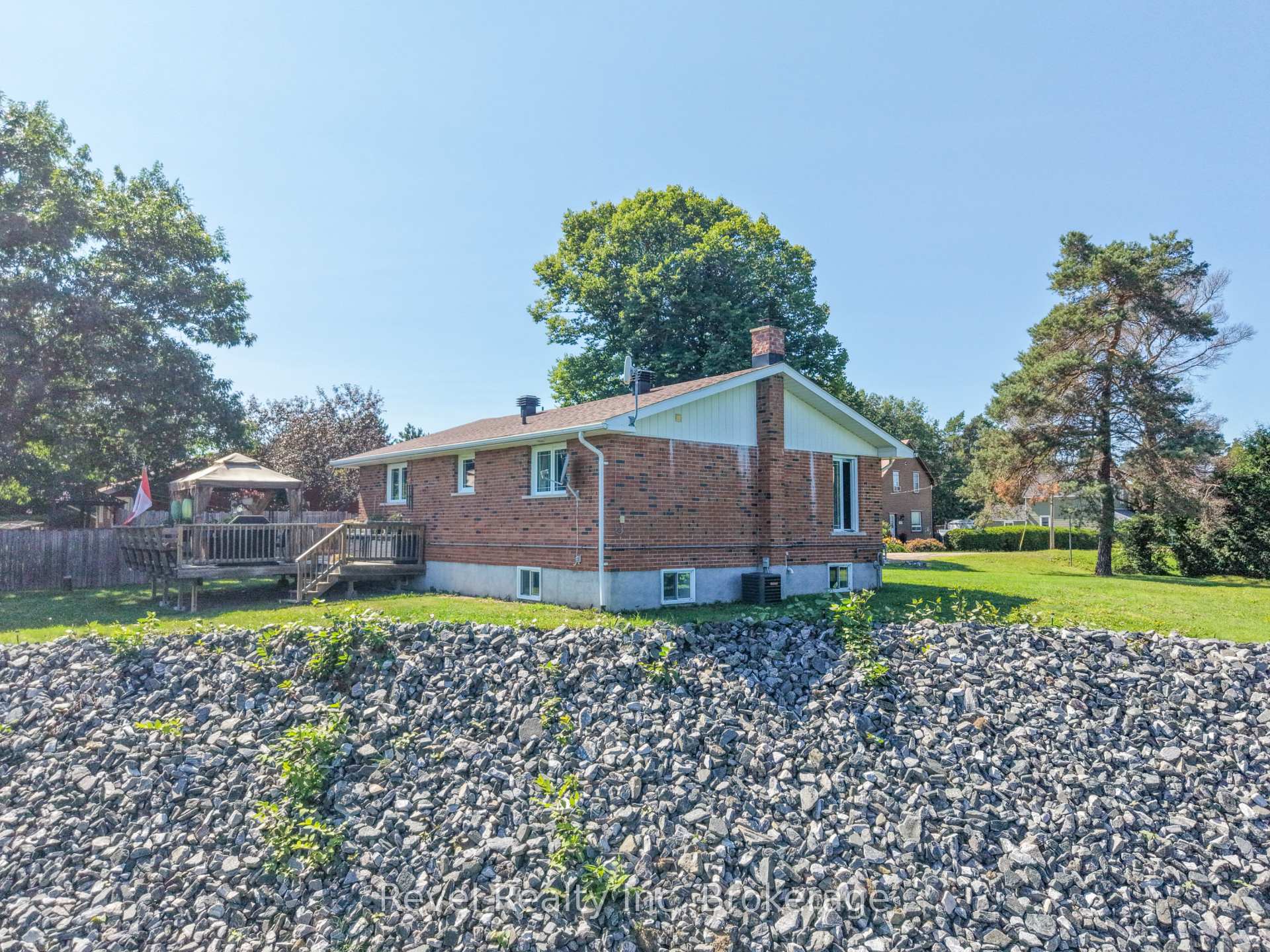 Photo 43 of 201 Bird Street, Powassan, Trout Creek — HOMEH