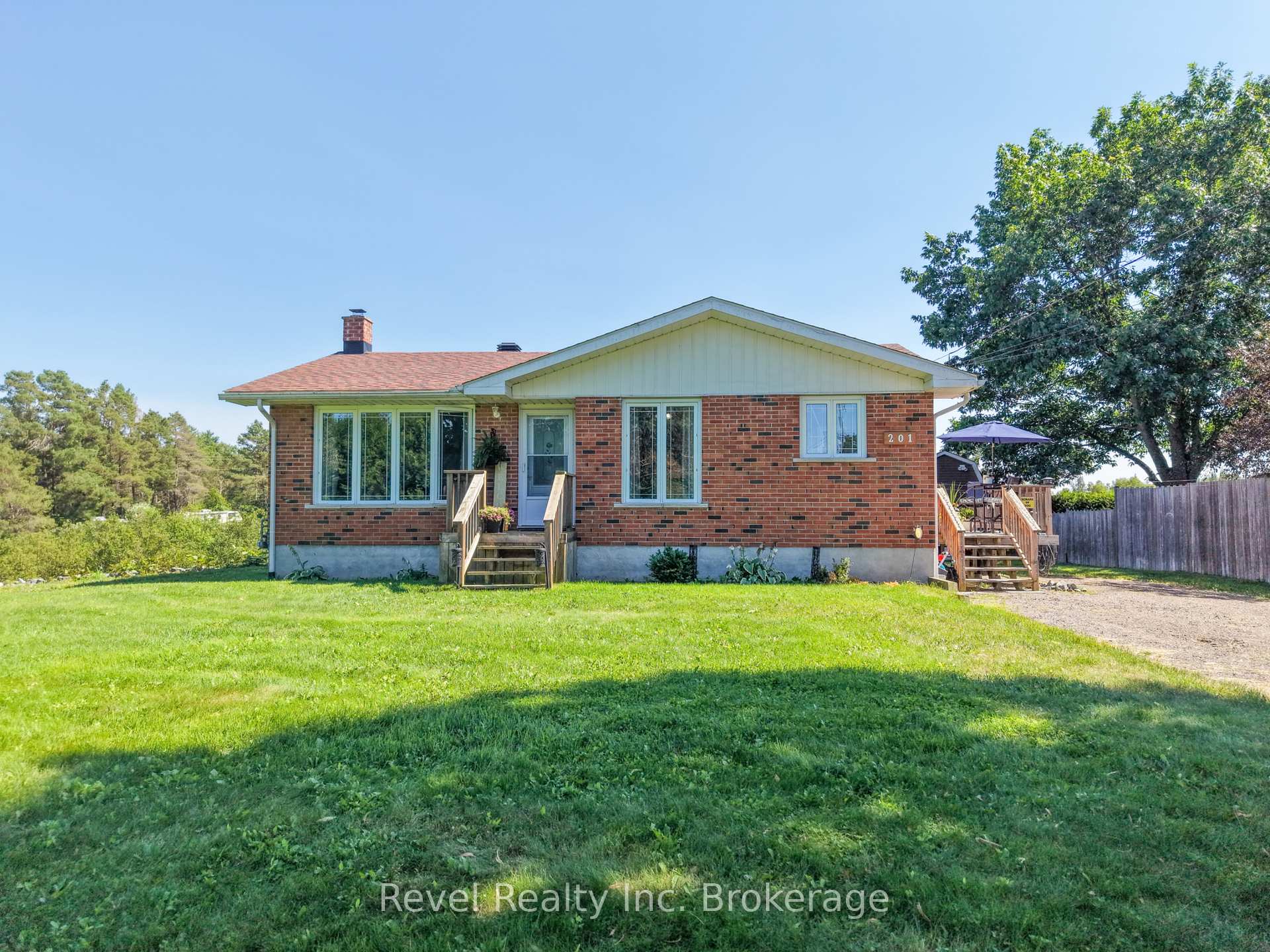 Photo 47 of 201 Bird Street, Powassan, Trout Creek — HOMEH