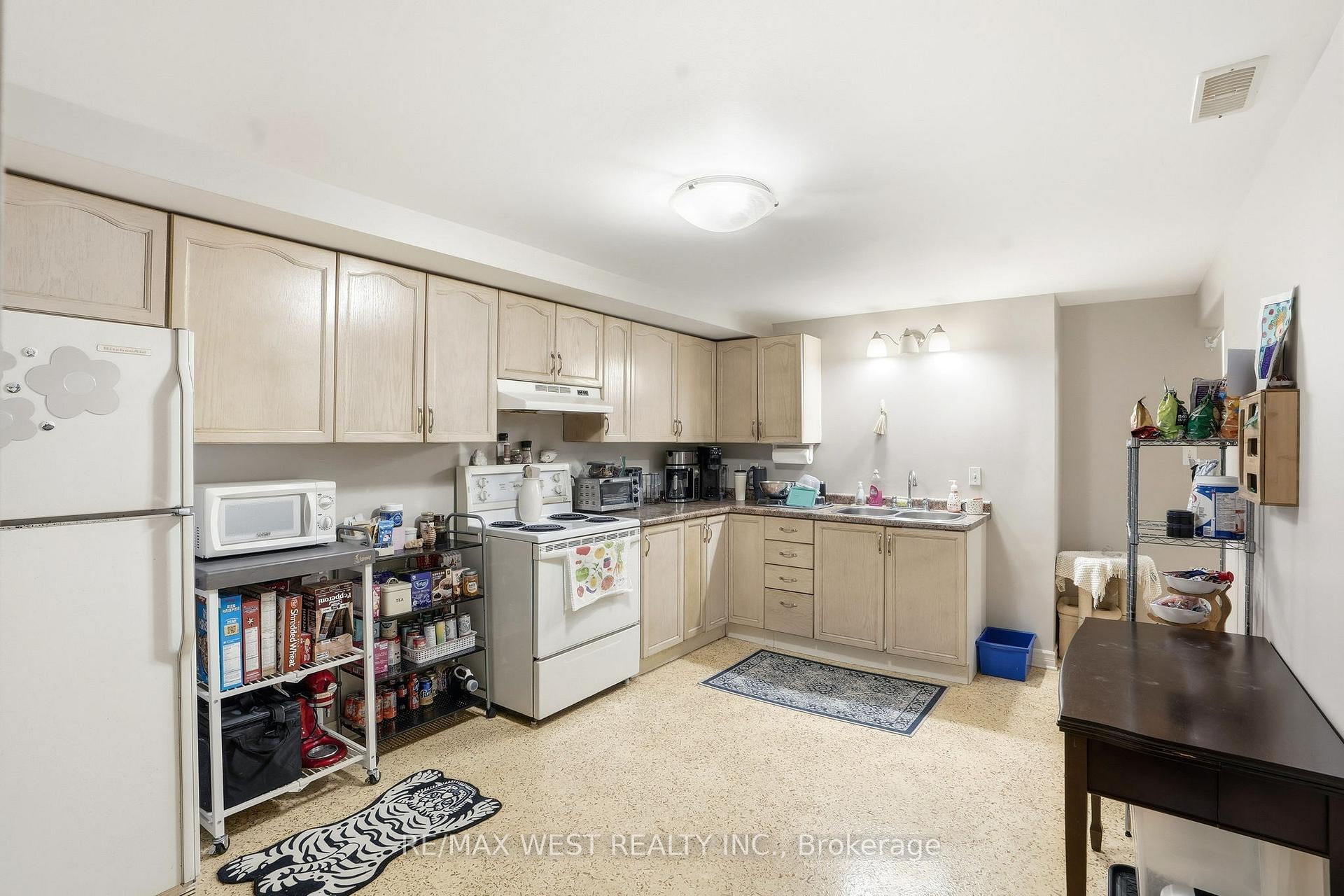 Photo 12 of 3570 Rittenhouse Road, Lincoln, Lincoln-Jordan/Vineland — HOMEH