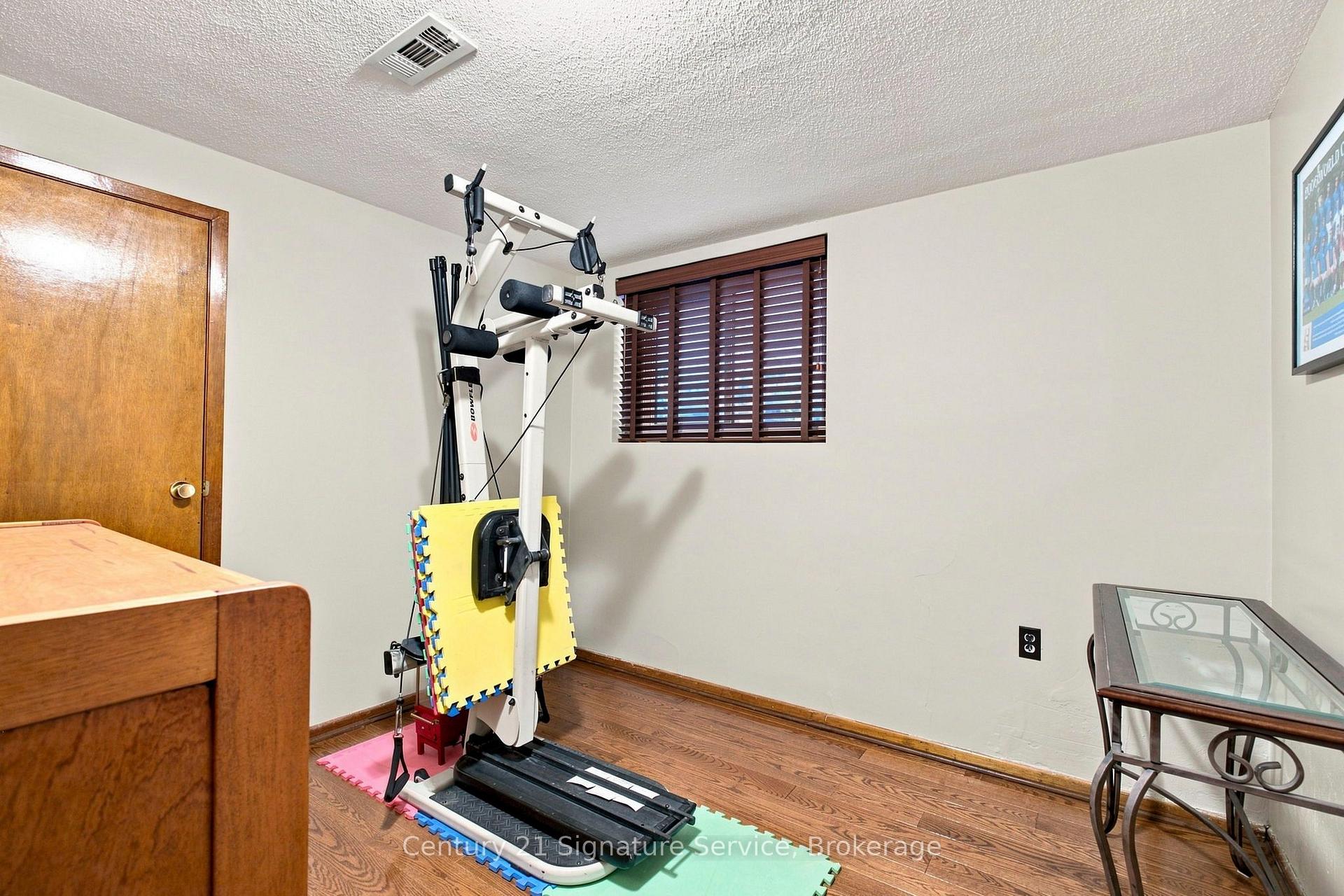 Photo 30 of 524 Silverthorn Avenue, Toronto, Keelesdale-Eglinton West — HOMEH