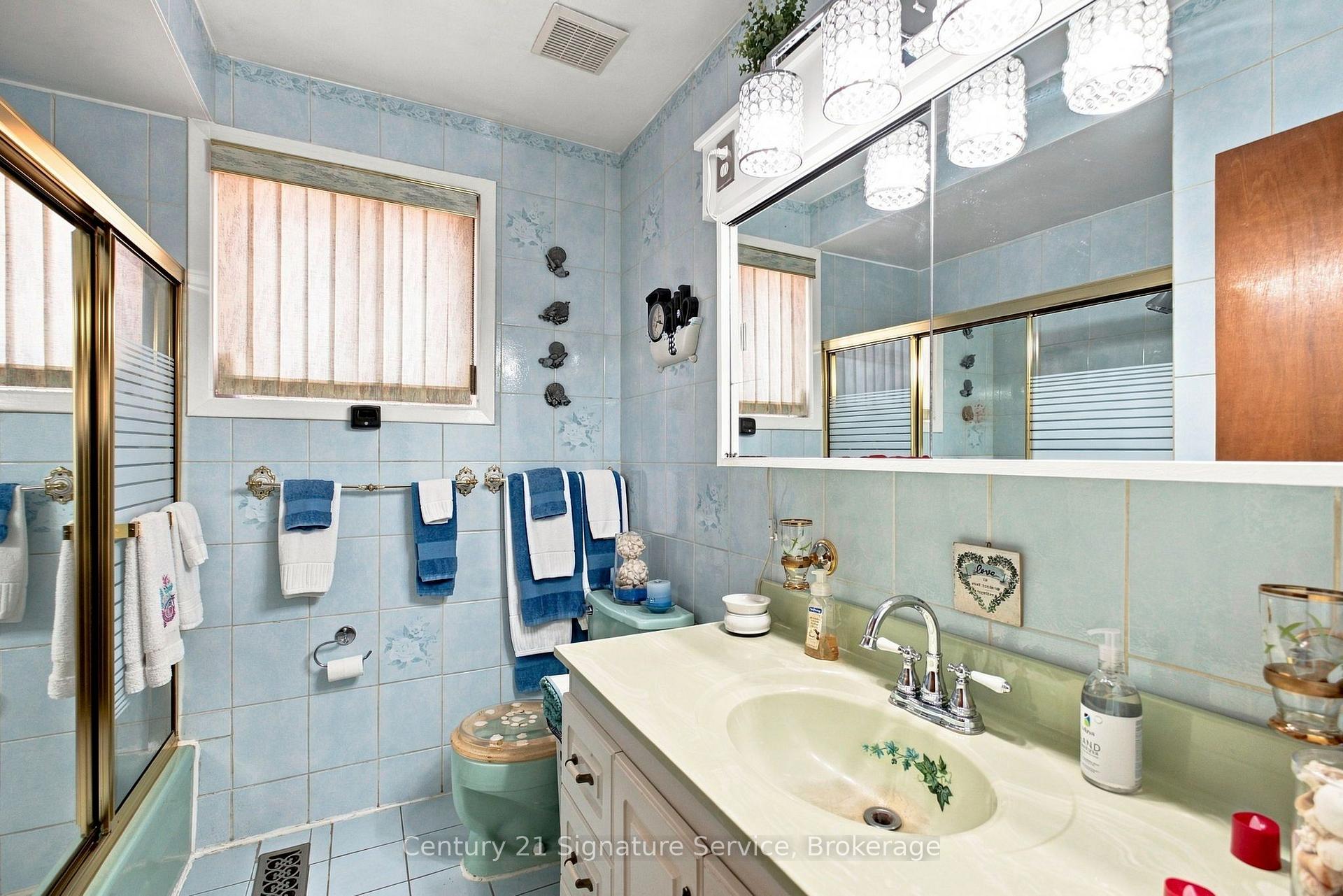 Photo 34 of 524 Silverthorn Avenue, Toronto, Keelesdale-Eglinton West — HOMEH